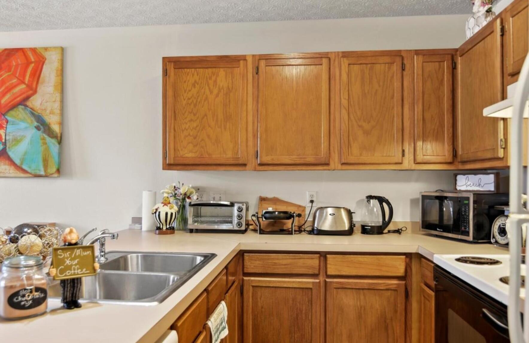 FOREST OAKS PH 3 - Residential Lease