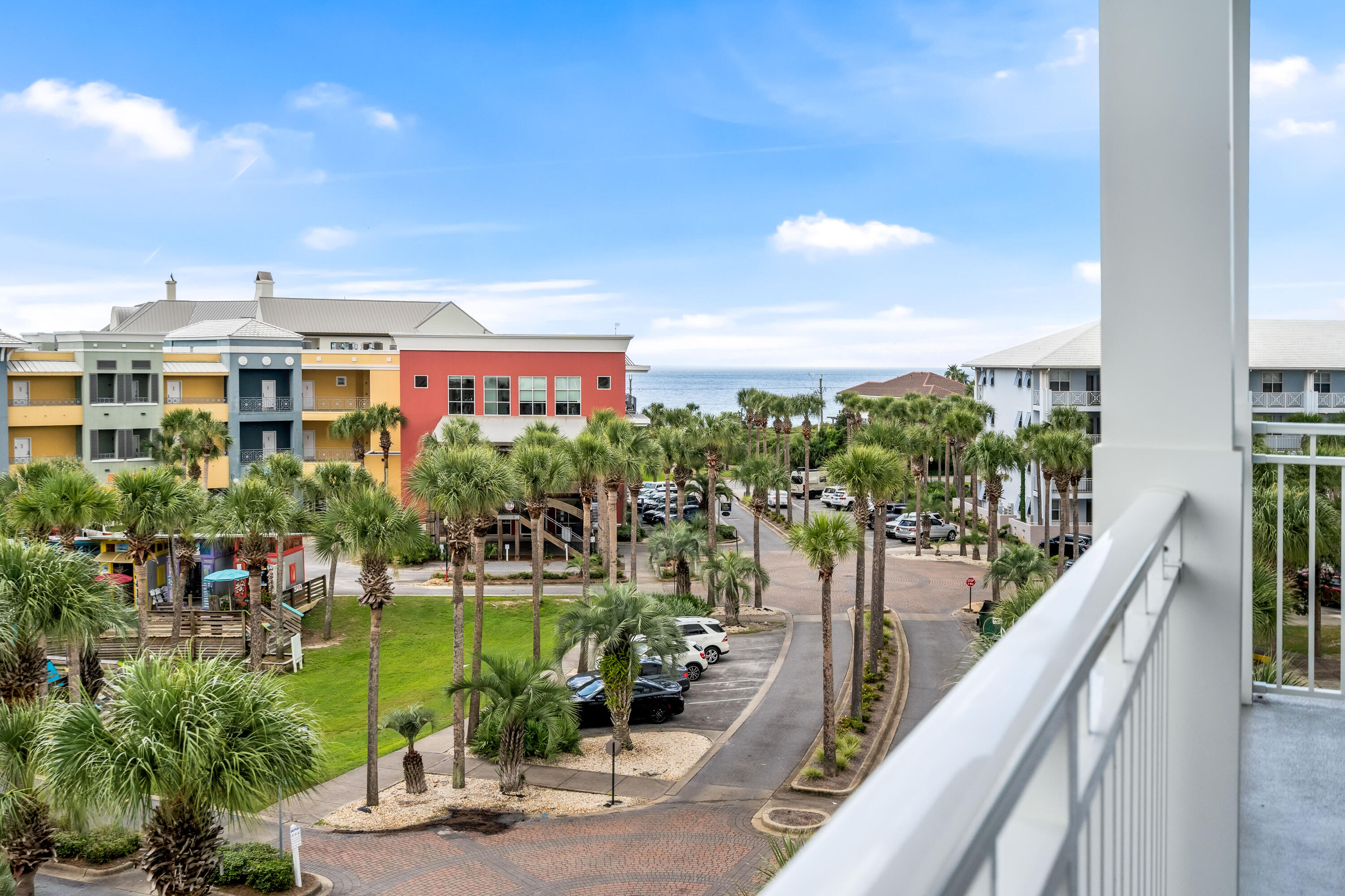 GULF PLACE RESIDENCES - Residential