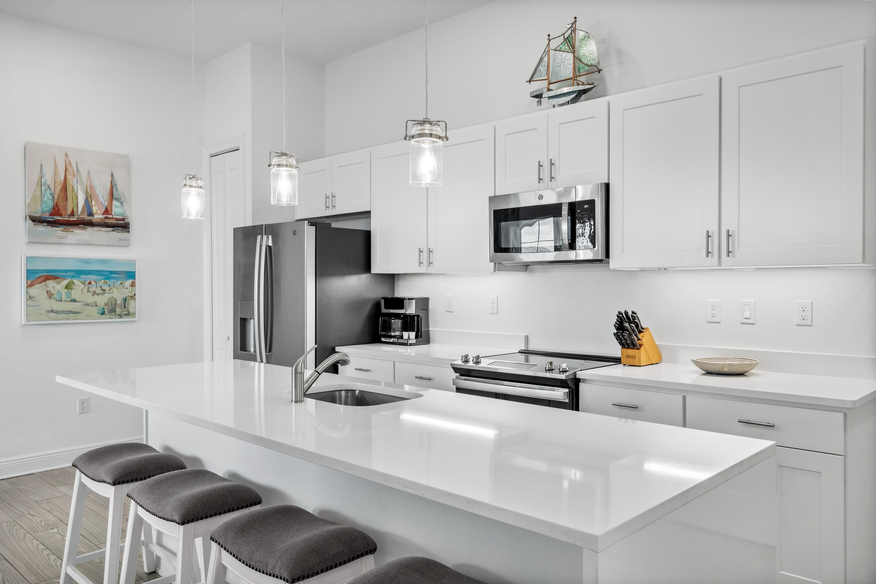 GULF PLACE RESIDENCES - Residential