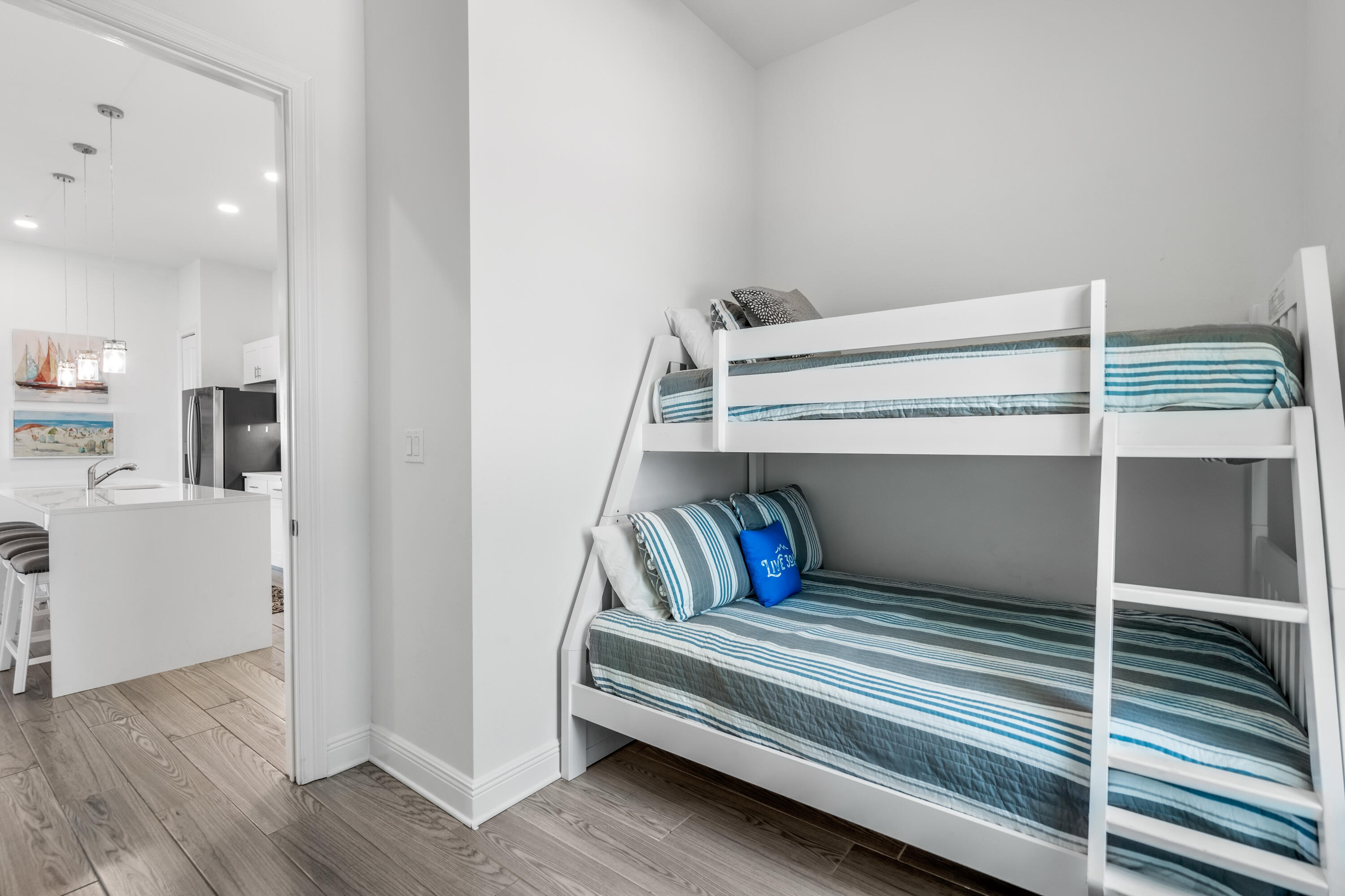 GULF PLACE RESIDENCES - Residential