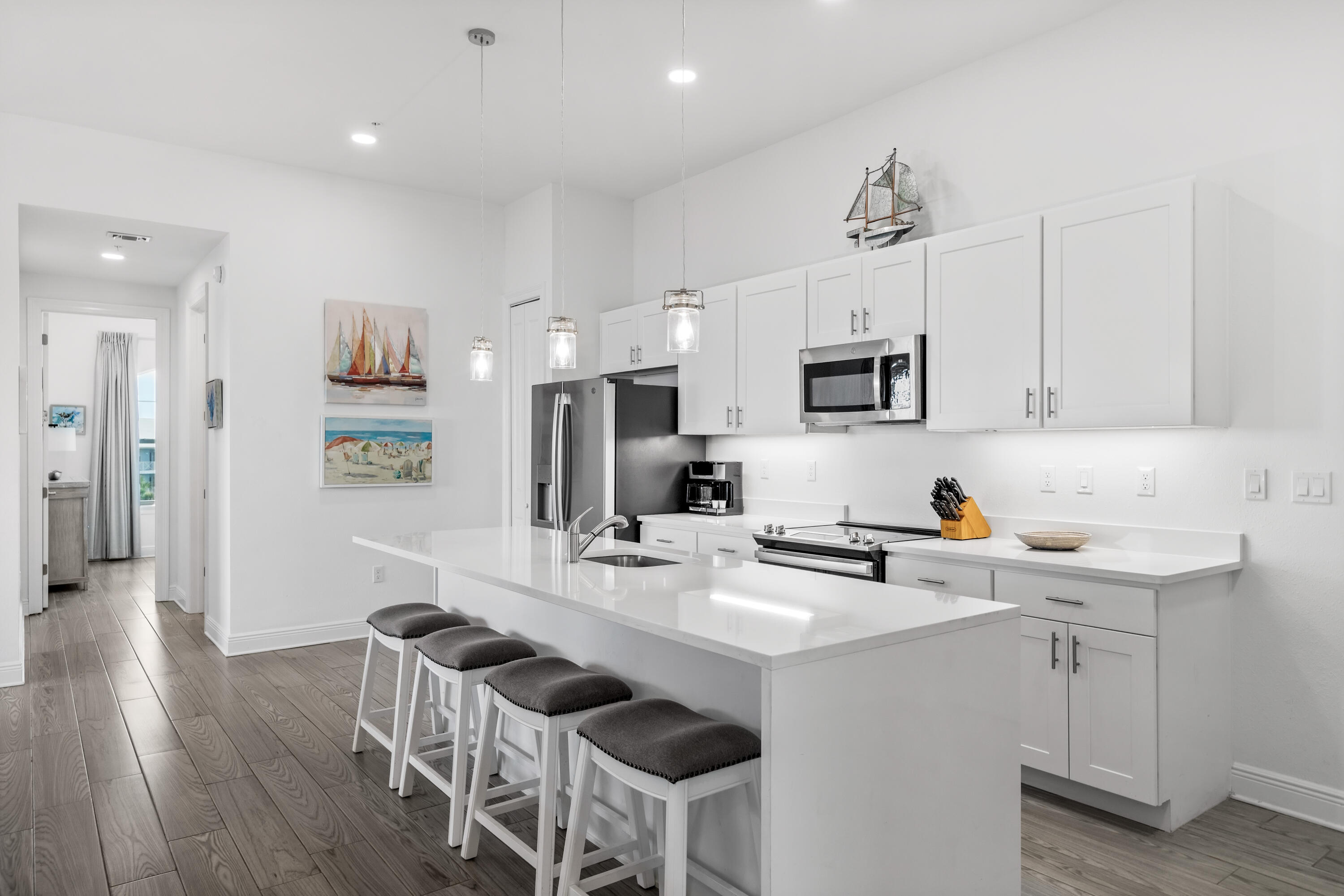 GULF PLACE RESIDENCES - Residential