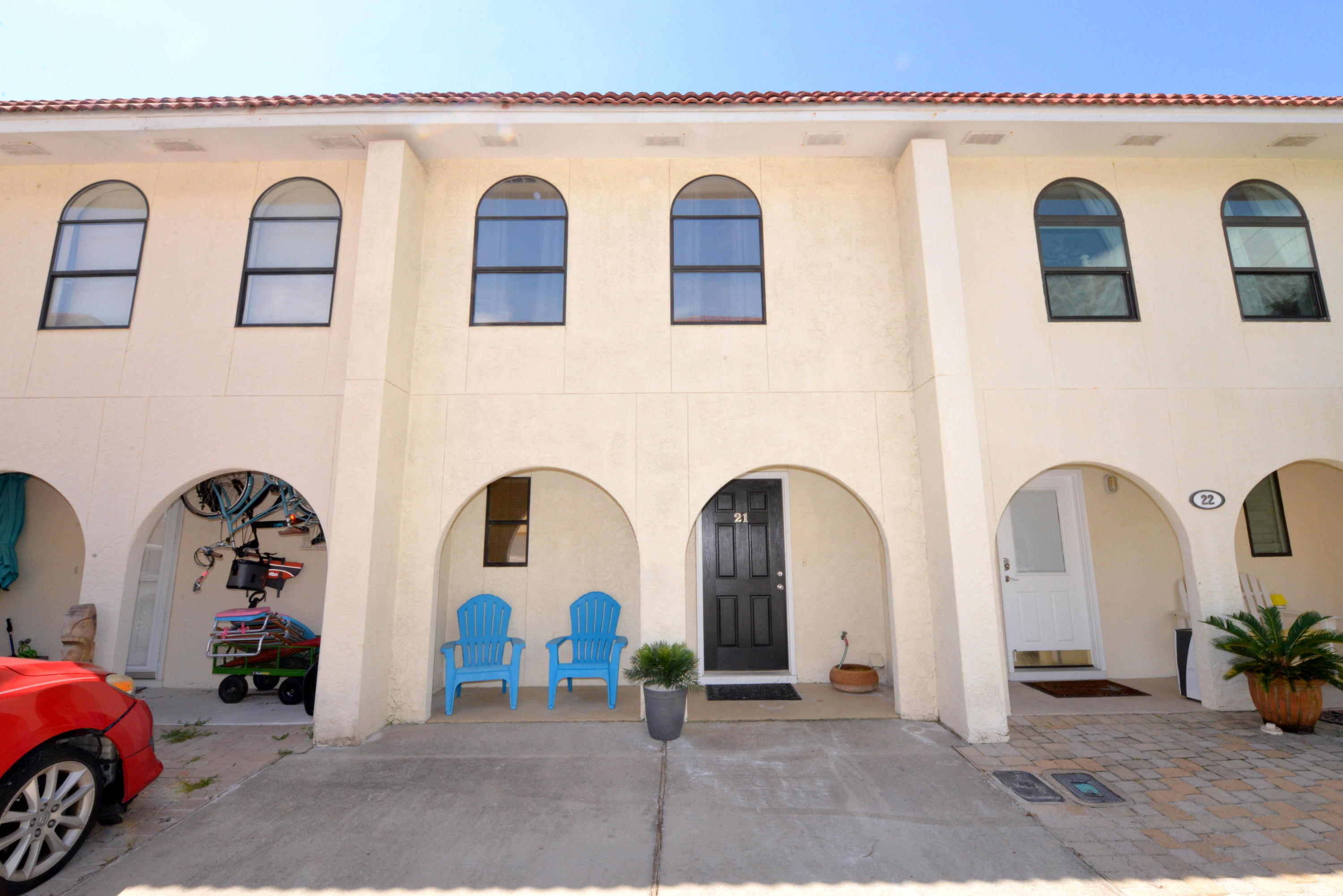 BEACHWALK T/H - Residential