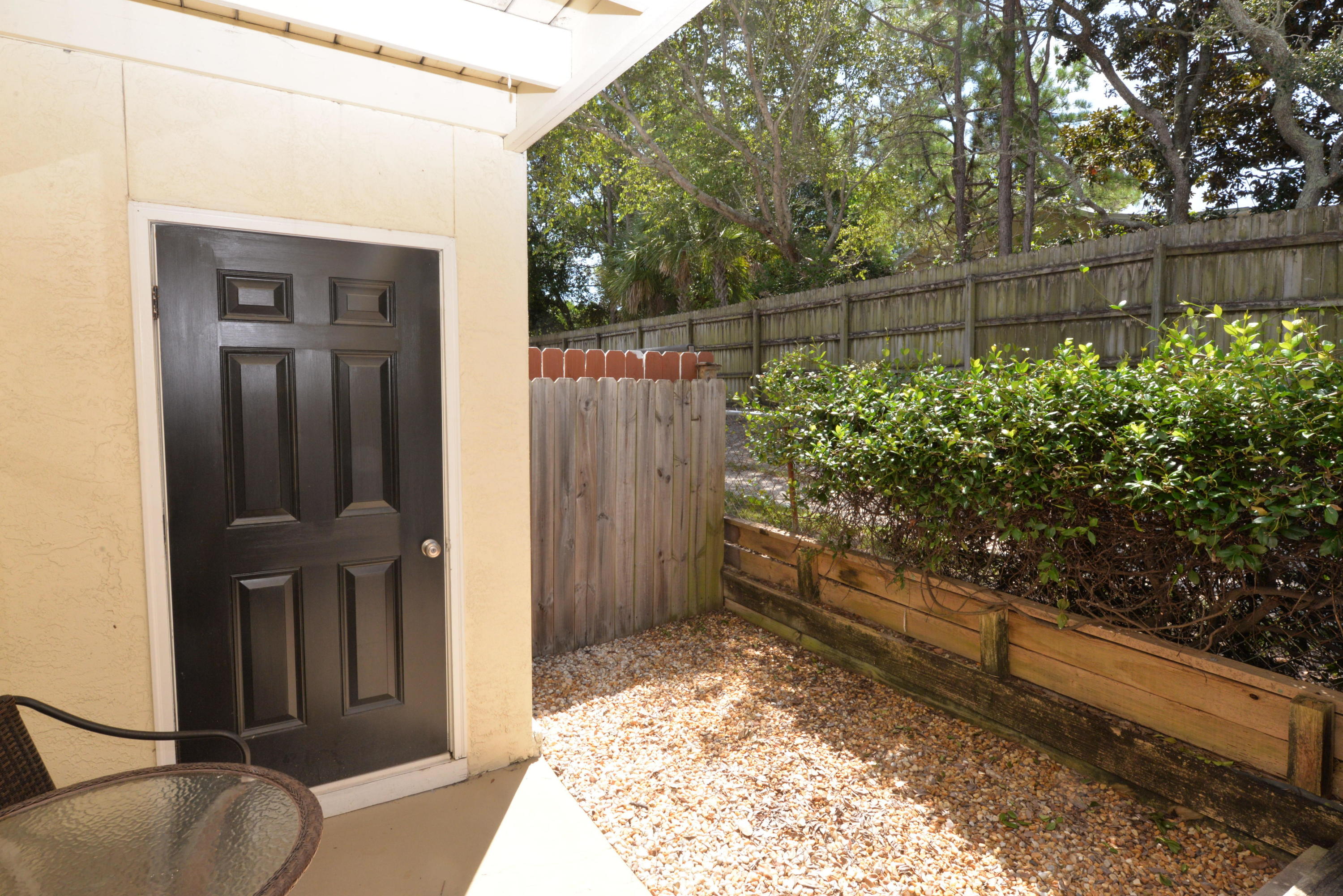 BEACHWALK T/H - Residential