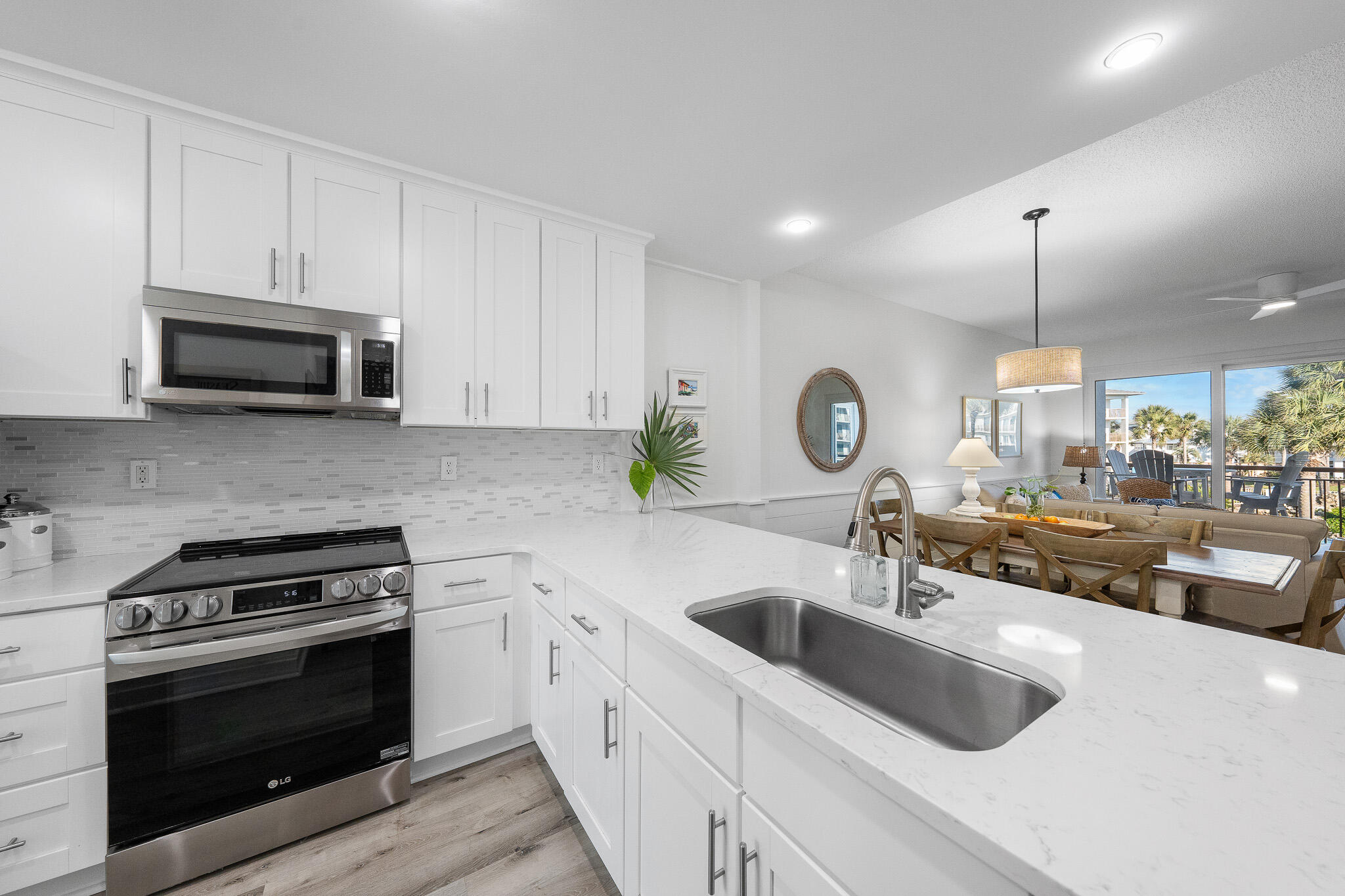 HIGH POINTE RESORT CONDO - Residential