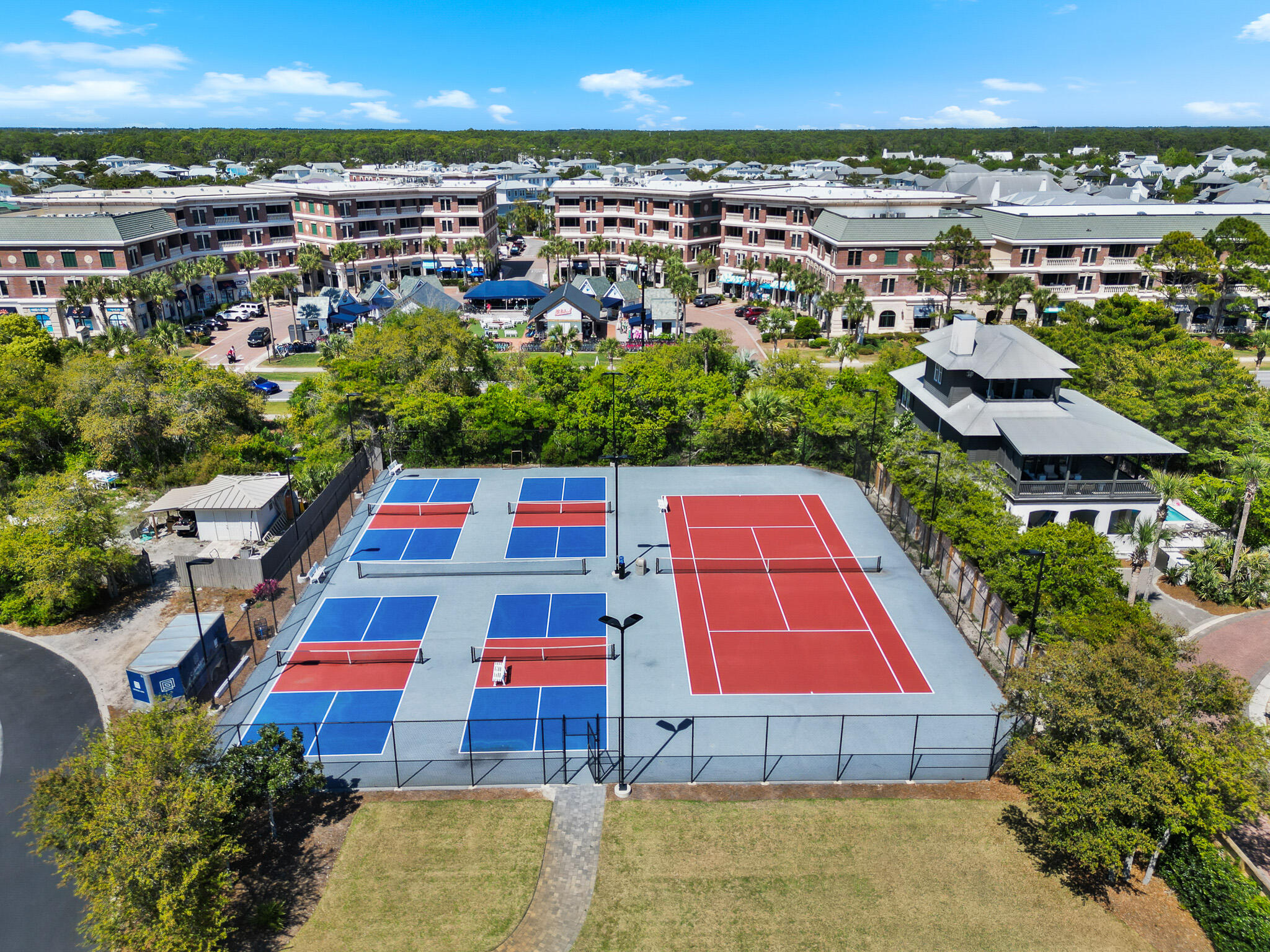 HIGH POINTE RESORT CONDO - Residential