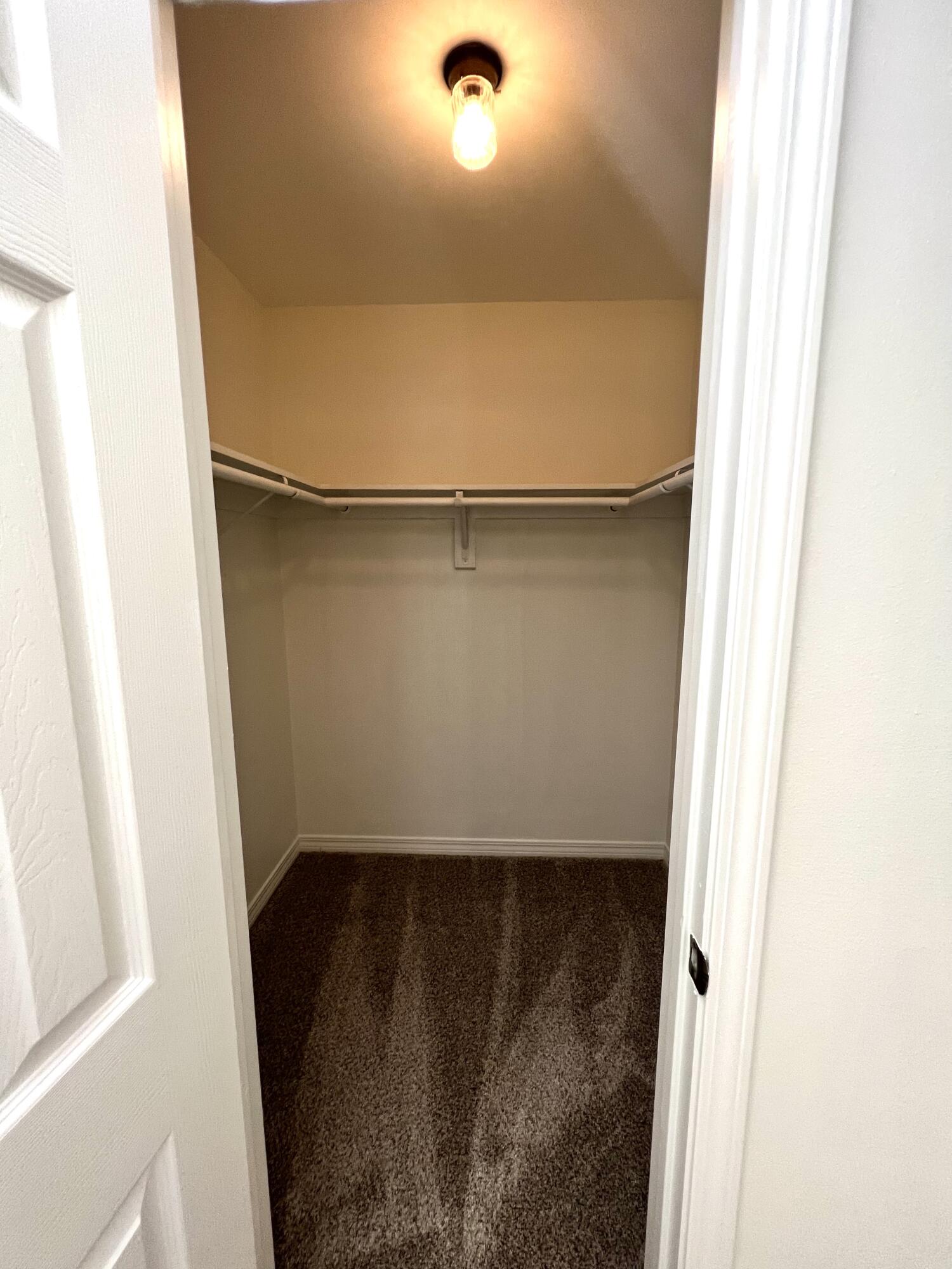 Parkwood Circle of Bluewater Bay - Residential Lease