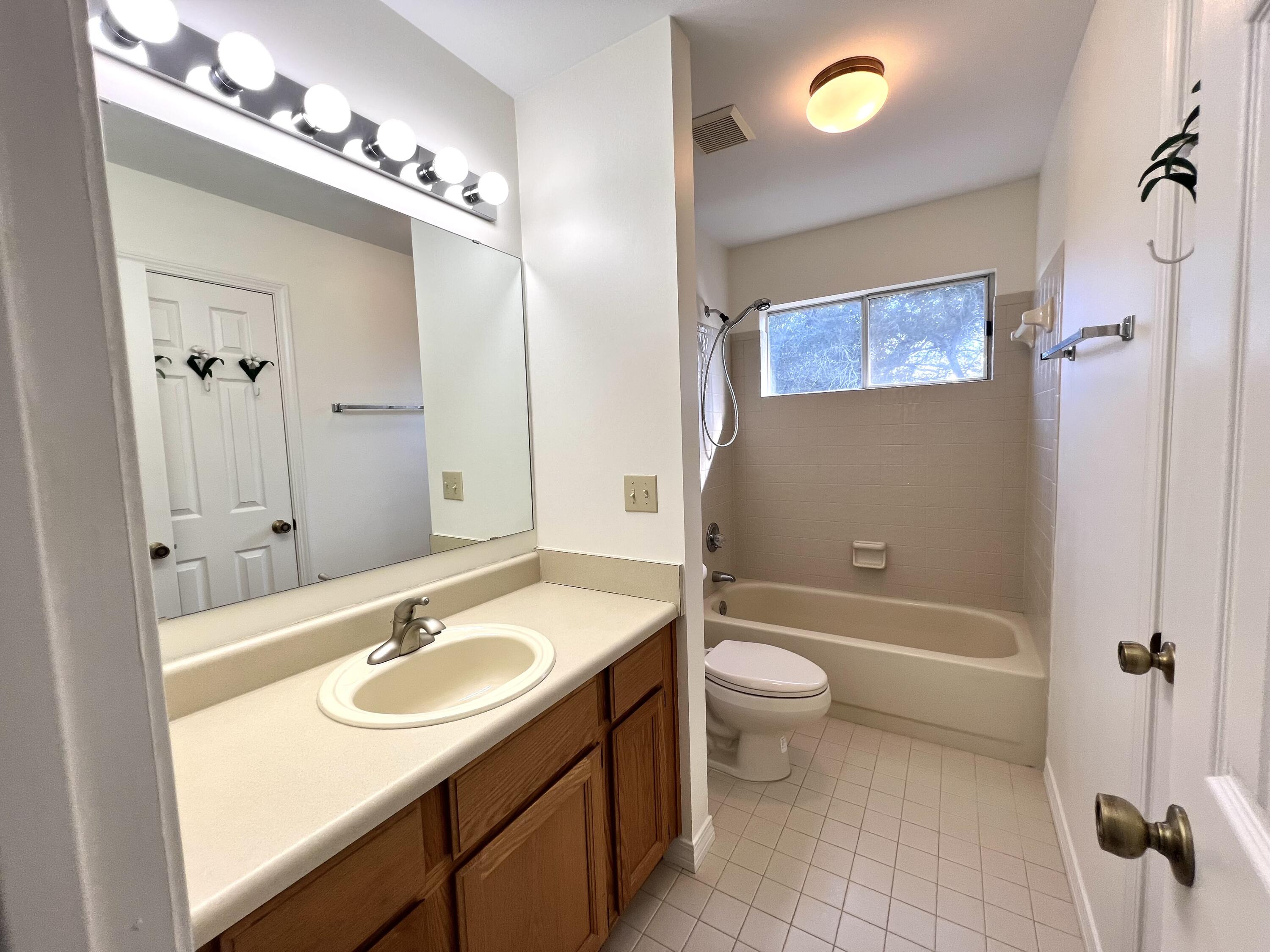 Parkwood Circle of Bluewater Bay - Residential Lease