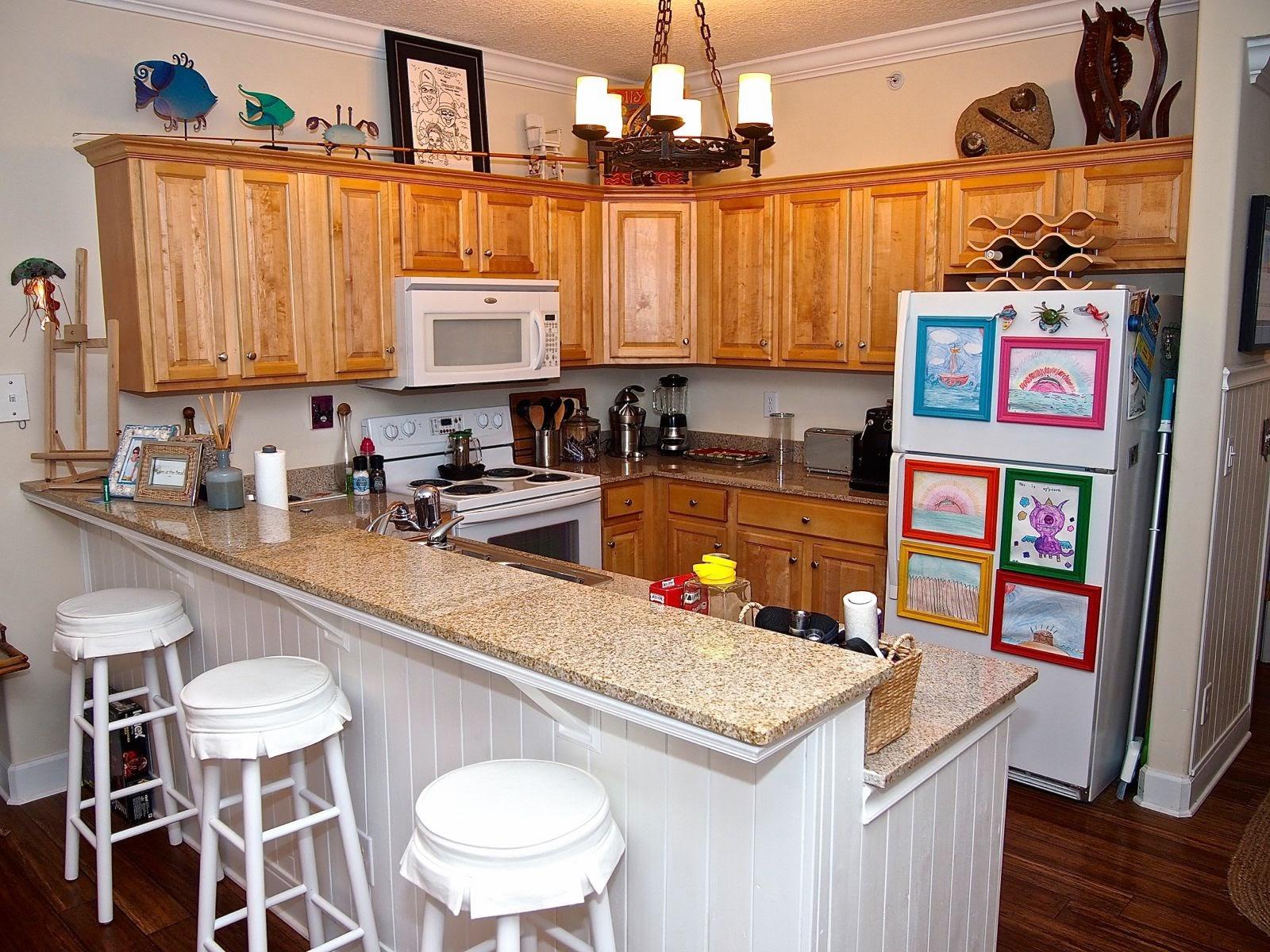 TROPIC WINDS - Residential