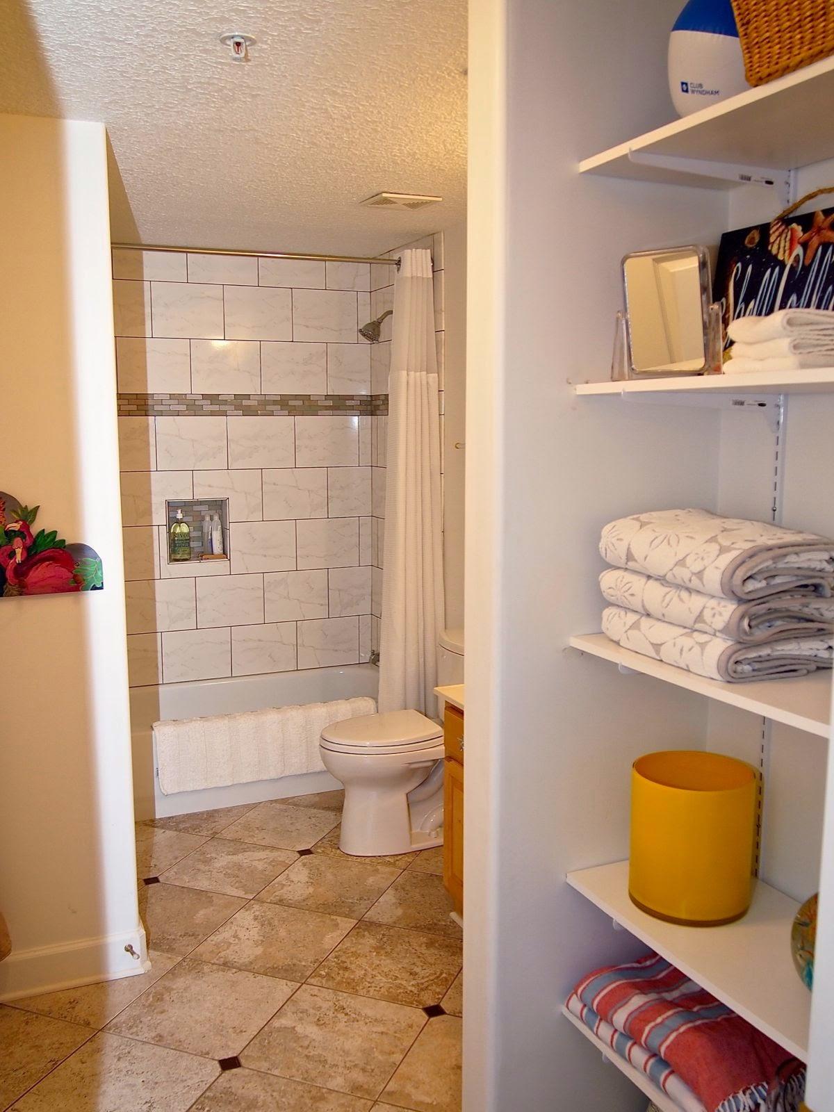 TROPIC WINDS - Residential