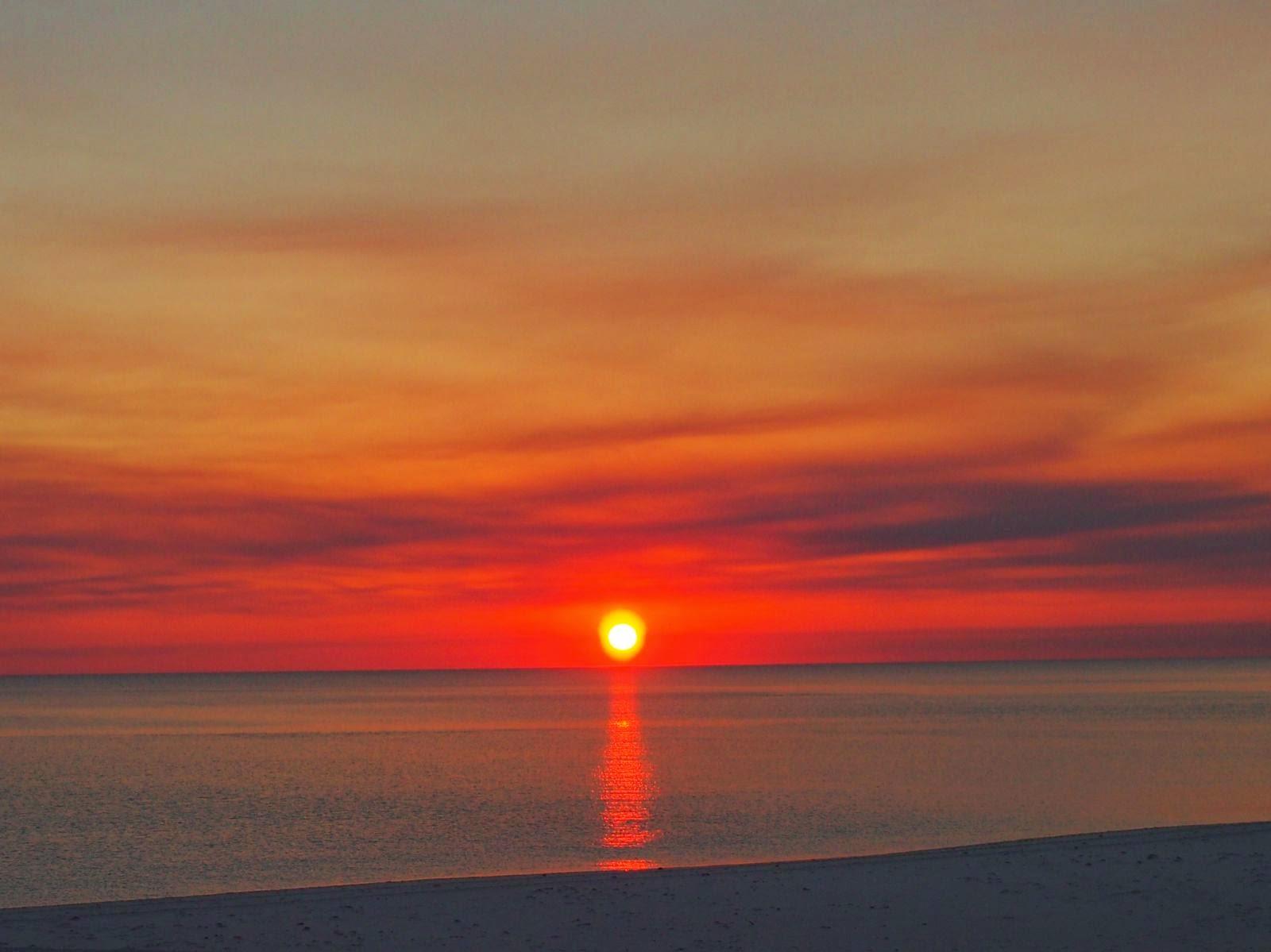 TROPIC WINDS - Residential