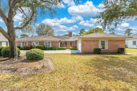 119 W Country Club Drive Destin FL 32541