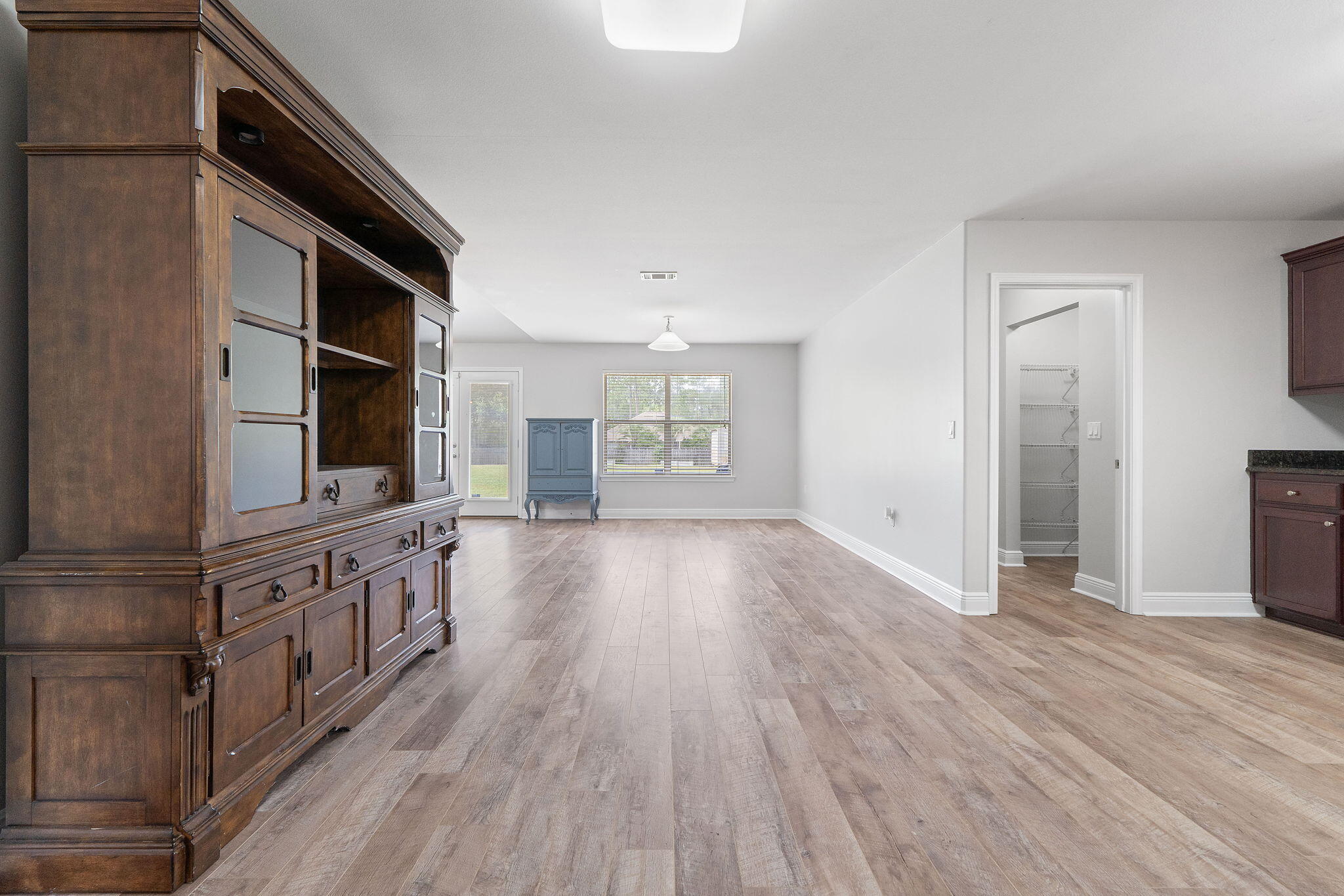 HOLLEY BY THE SEA - Residential