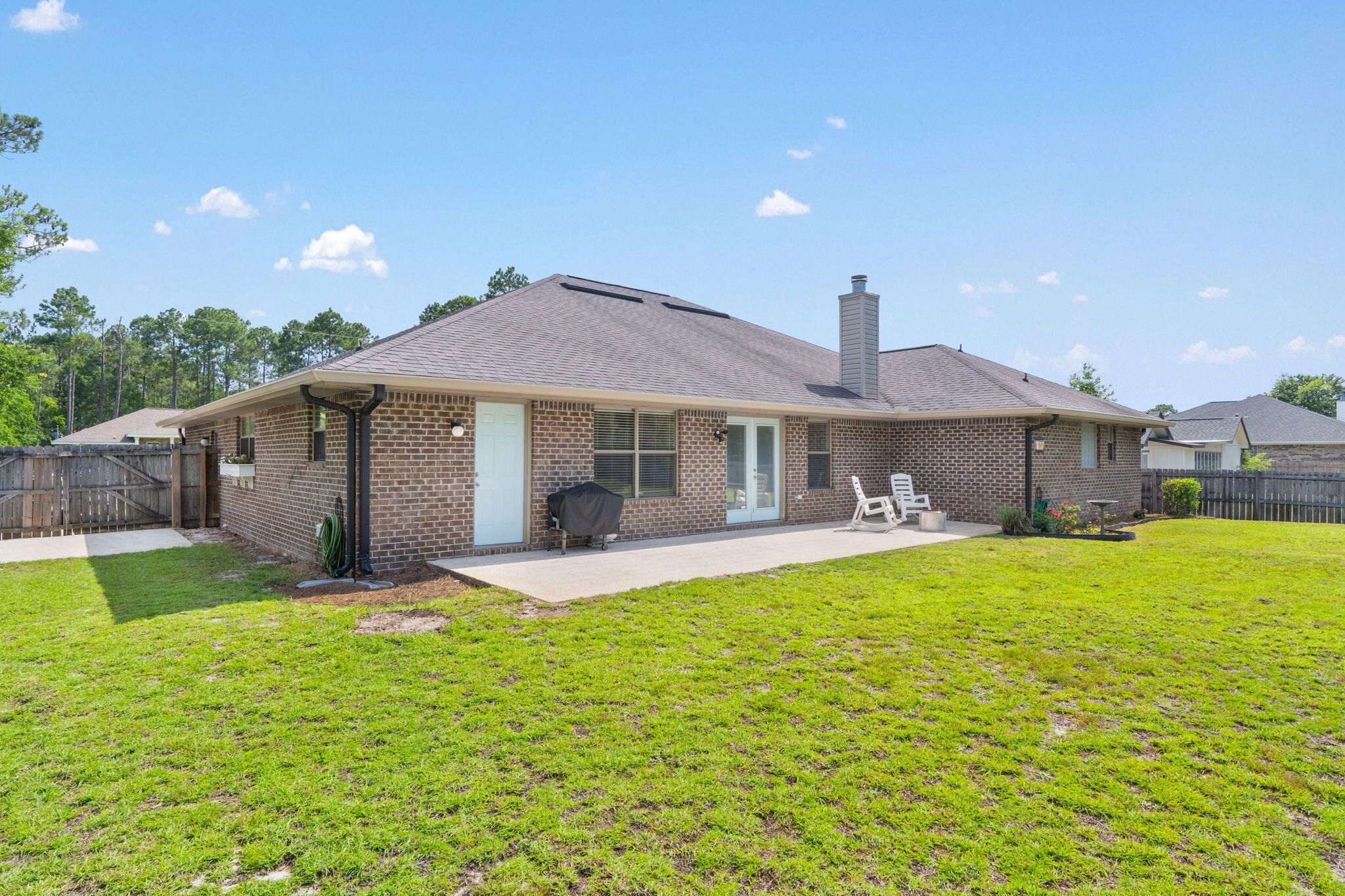 HOLLEY BY THE SEA - Residential