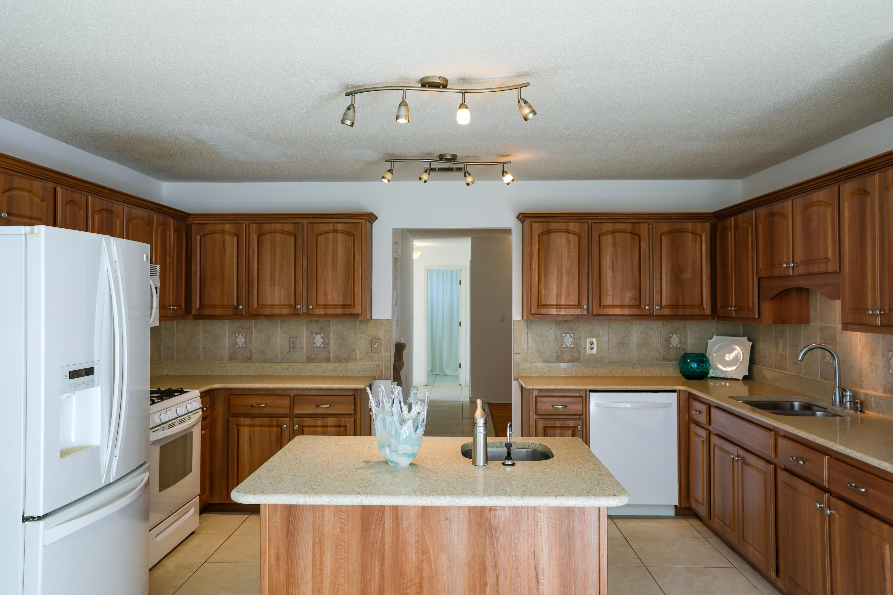 CARIBBEAN EAST UNIT 3 - Residential