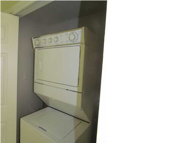 THE OAKS AT NICEVILLE - Residential Lease