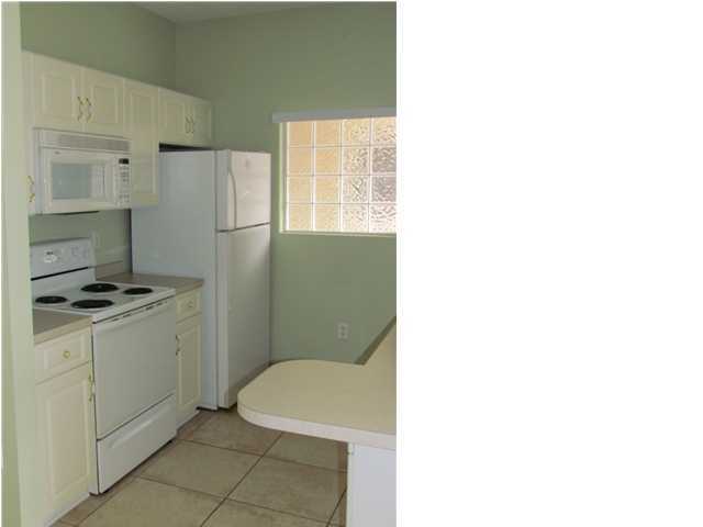 THE OAKS AT NICEVILLE - Residential Lease