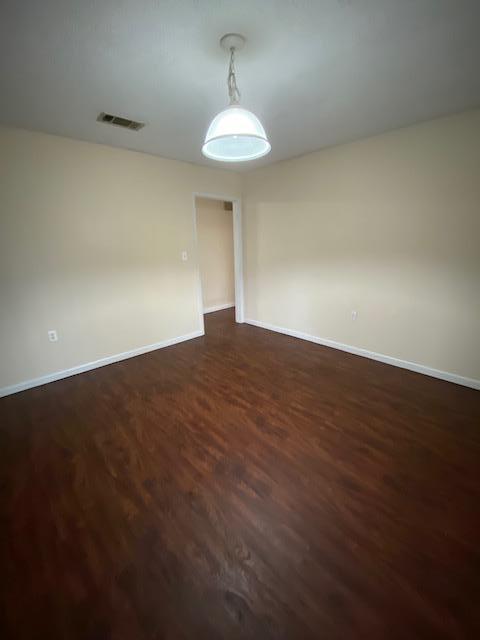 CIMARRON EST LOT 3 BLK E - Residential Lease