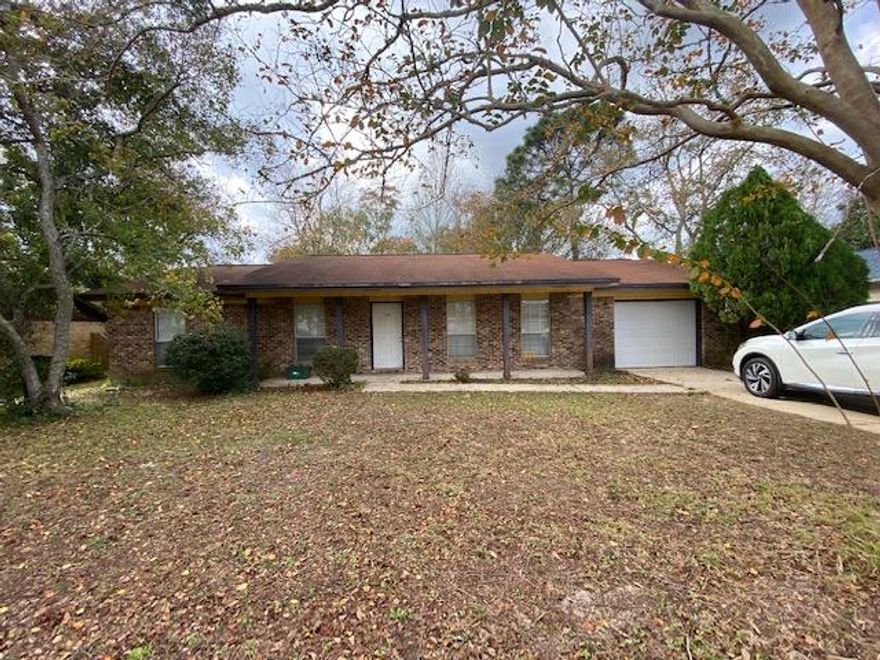 We have a 3 bedroom 2 bathroom 1300sqft house located in Mary Esther.
Home features a garage, back porch and large fenced in back yard and is pet friendly with breed restrictions.
This property will be available for viewing NOW!!! 
Rent is $1350/month Sorry, No Smoking allowed at this property. Must call office to schedule a showing of property. 
To apply visit our website www.endlesshorizonsrealtyinc.com or contact the office at 850-315-0111.
must apply online or paper copy in office
251 Eglin Park way FWB FL 32547