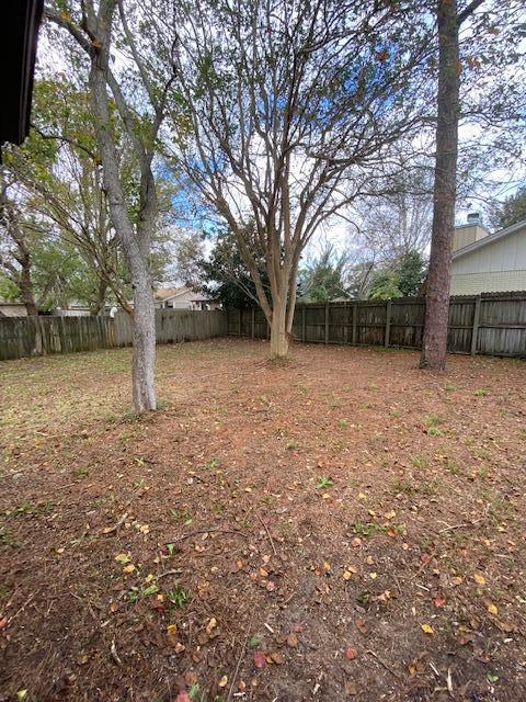 CIMARRON EST LOT 3 BLK E - Residential Lease