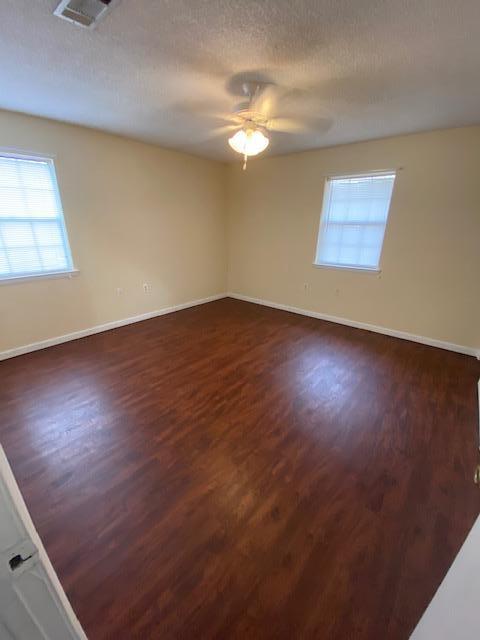 CIMARRON EST LOT 3 BLK E - Residential Lease