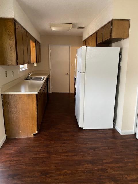 CIMARRON EST LOT 3 BLK E - Residential Lease