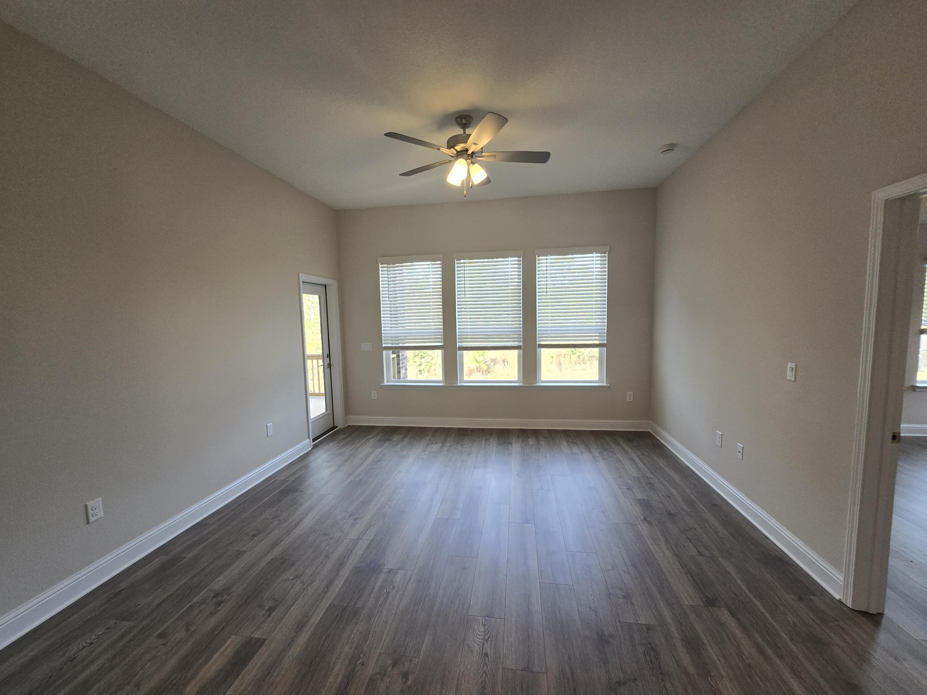 Nature Lake - Residential