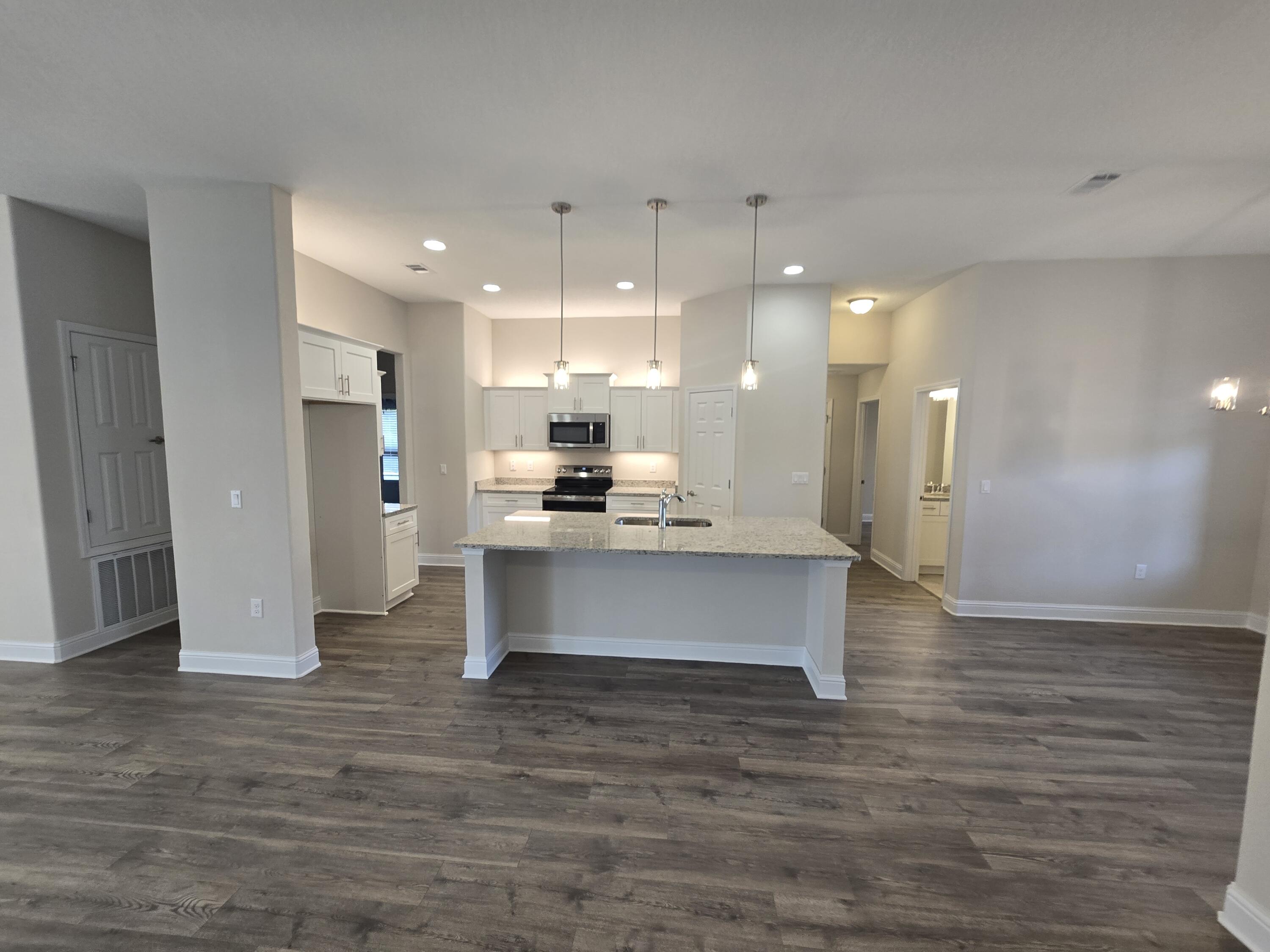 Nature Lake - Residential