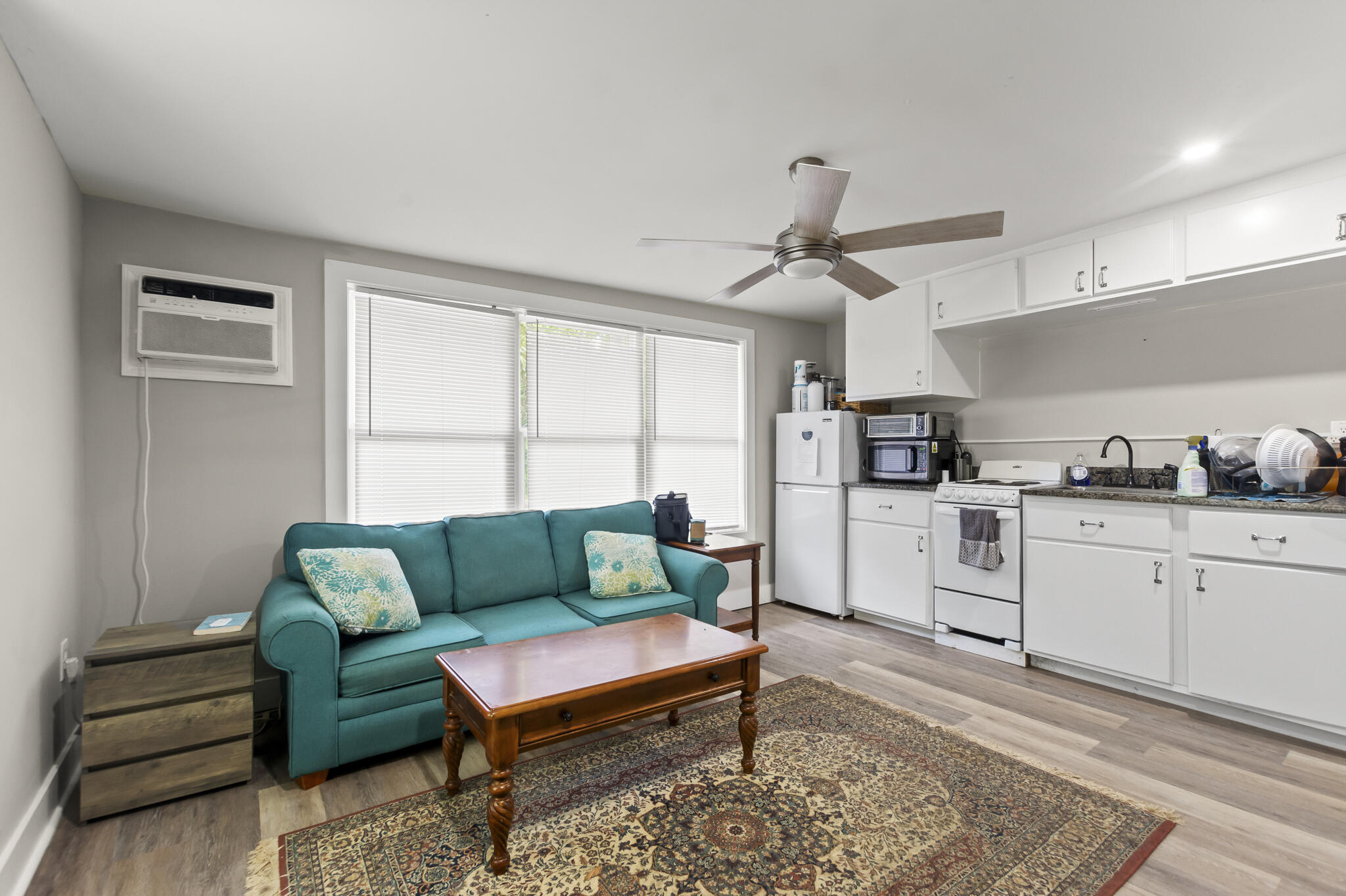 JOLLY BAY ACRES - Residential