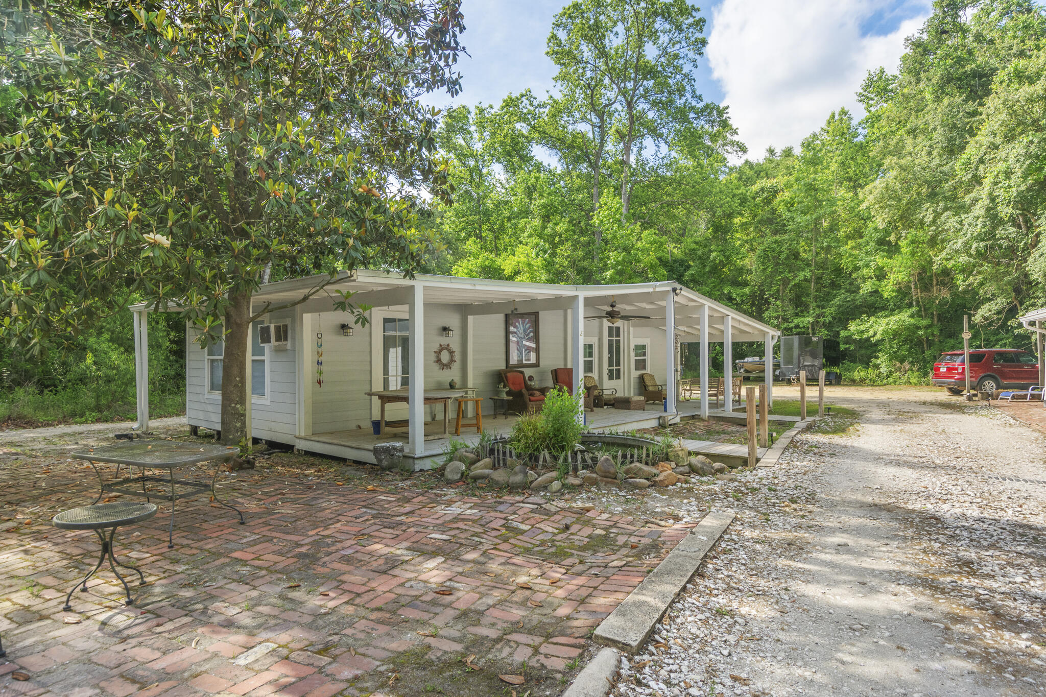JOLLY BAY ACRES - Residential