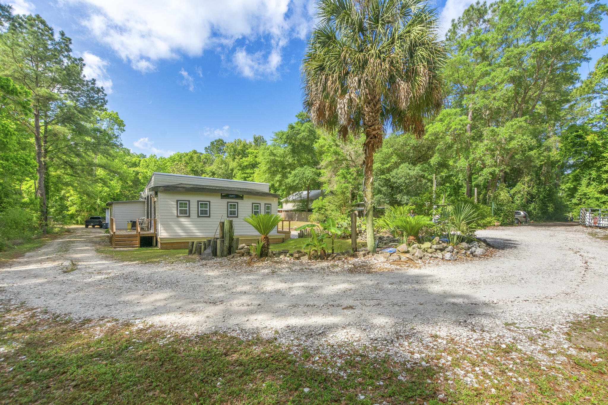 JOLLY BAY ACRES - Residential