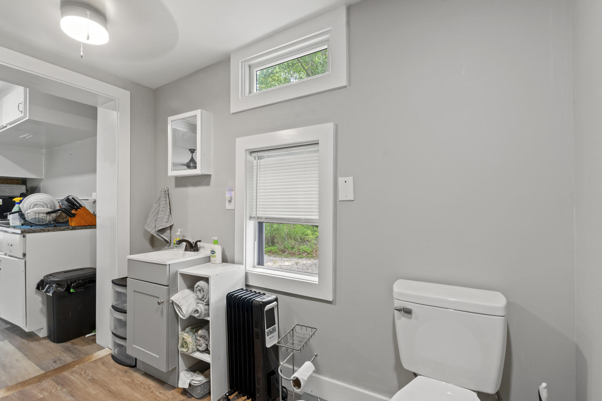 JOLLY BAY ACRES - Residential
