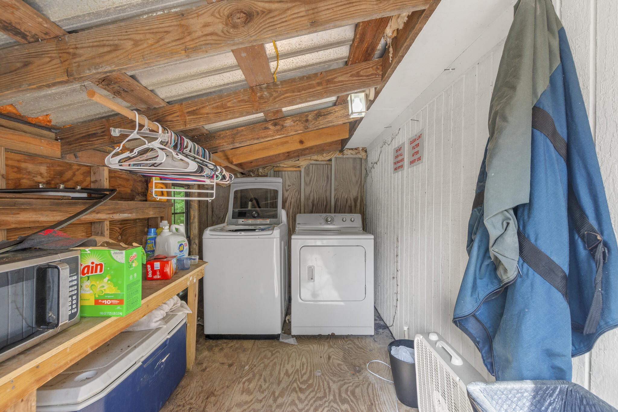 JOLLY BAY ACRES - Residential