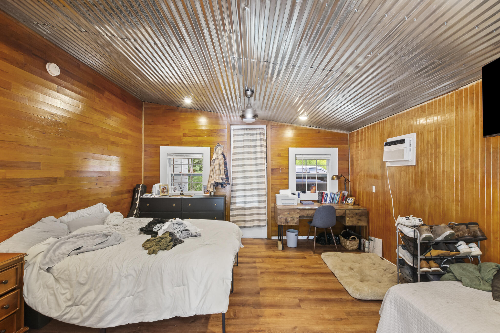 JOLLY BAY ACRES - Residential