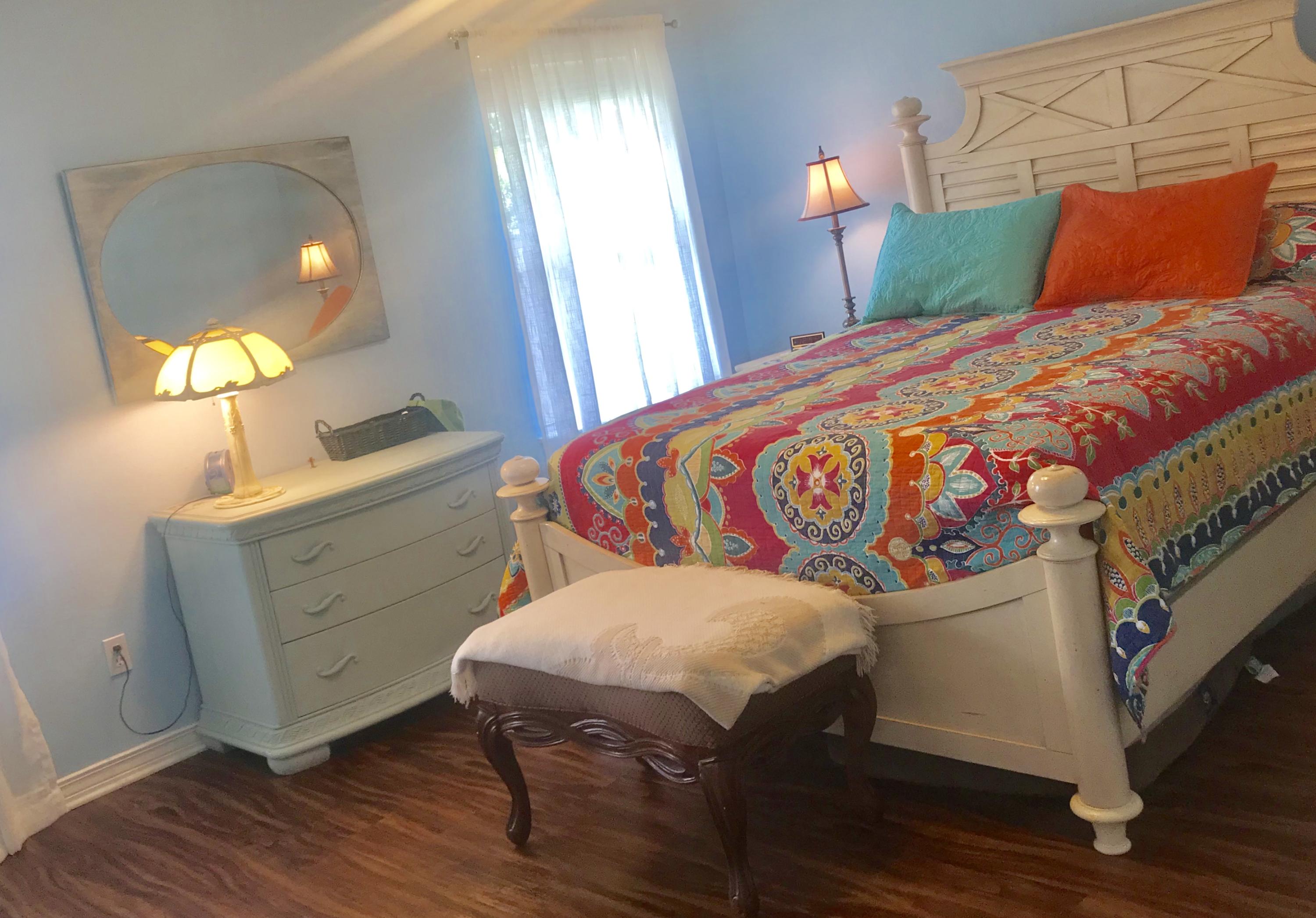 MARTHAS COVE 1ST ADDN - Residential