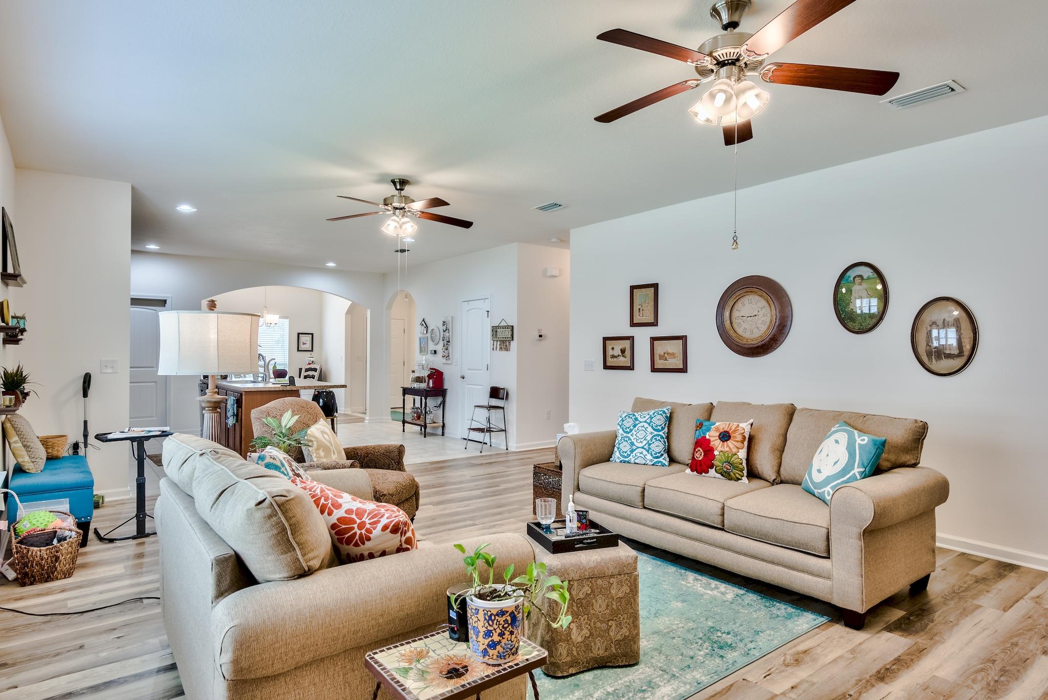 HAMMOCK BAY - Residential