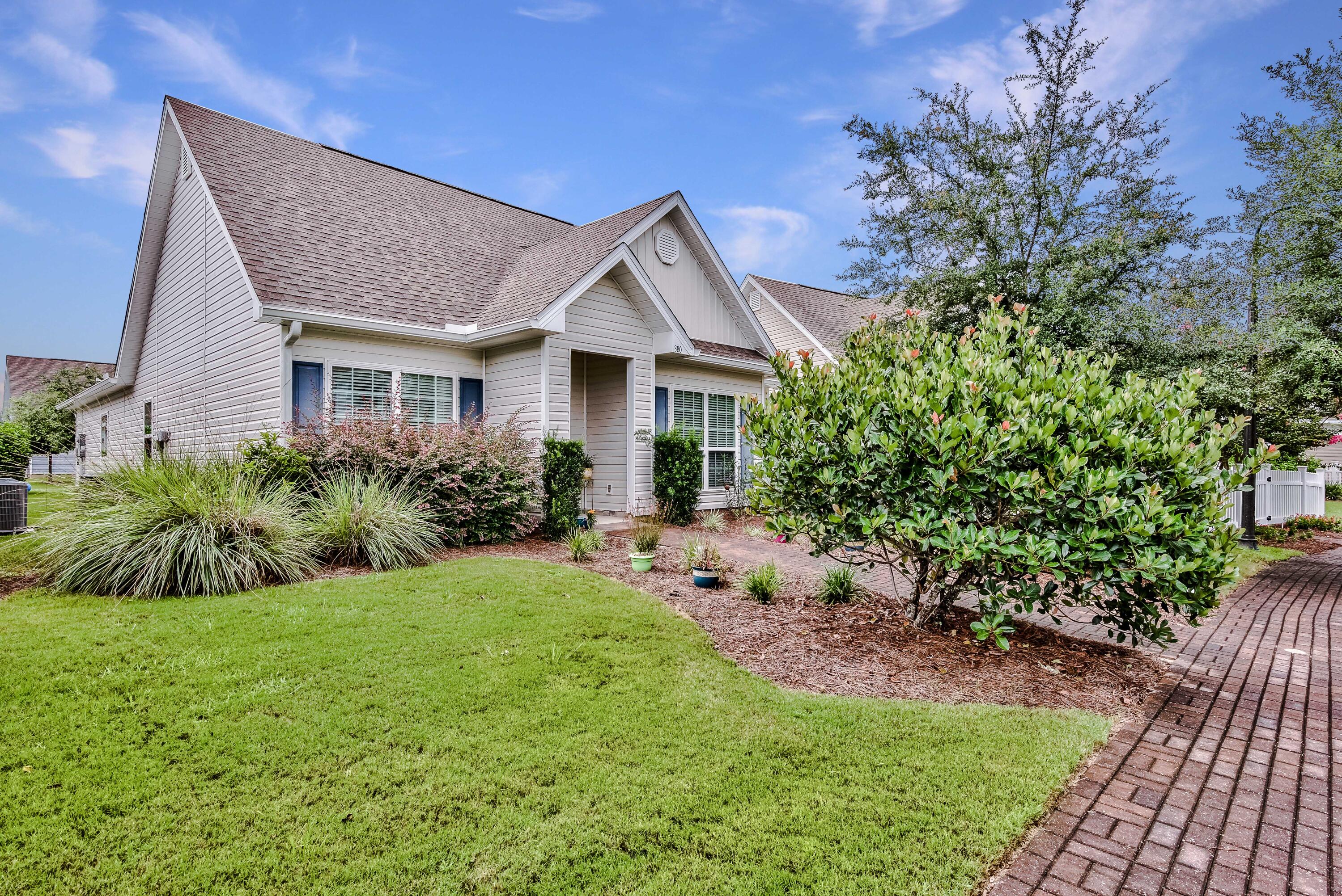 HAMMOCK BAY - Residential