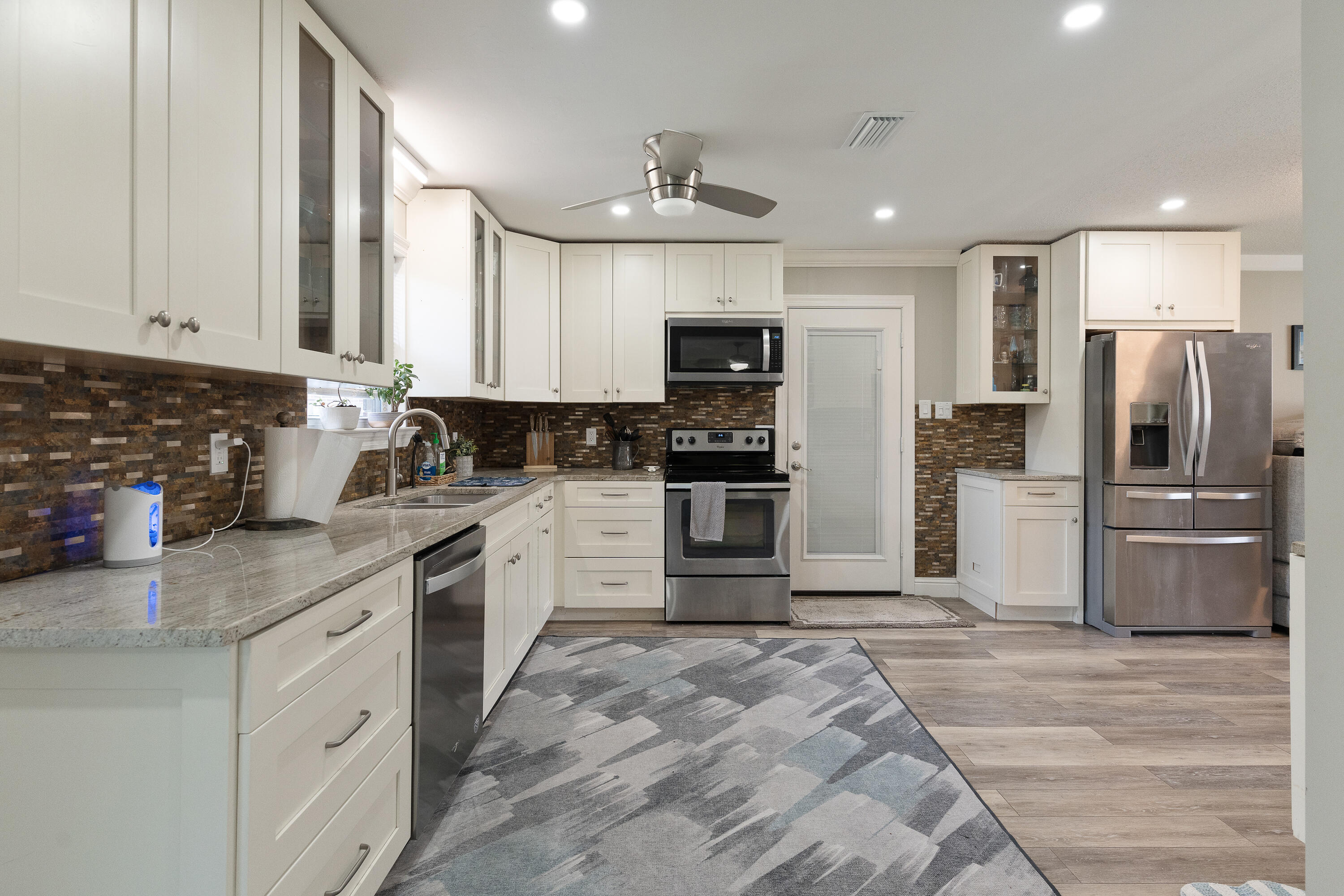 PALM ESTATES UNIT 2 - Residential