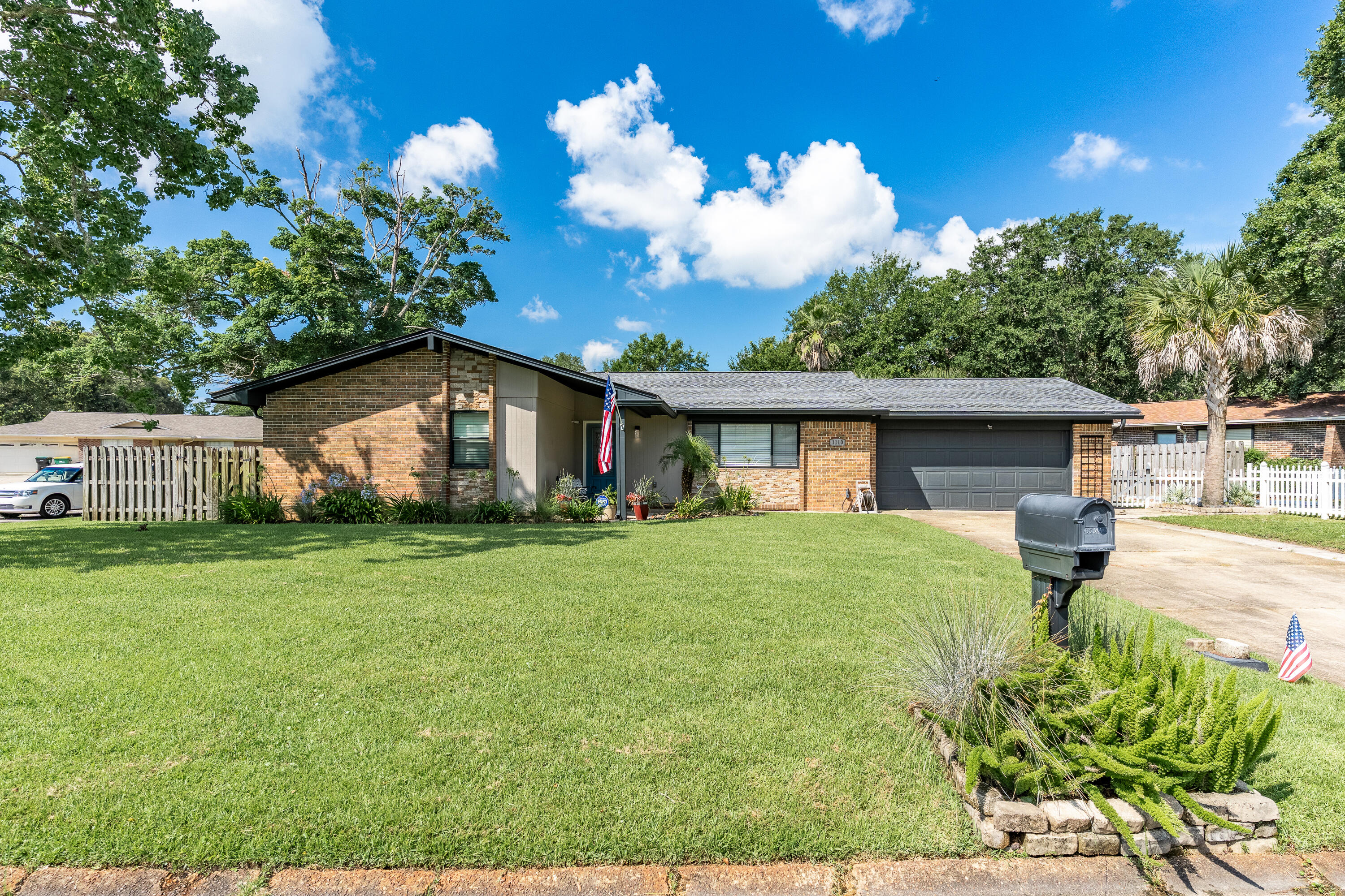 PALM ESTATES UNIT 2 - Residential