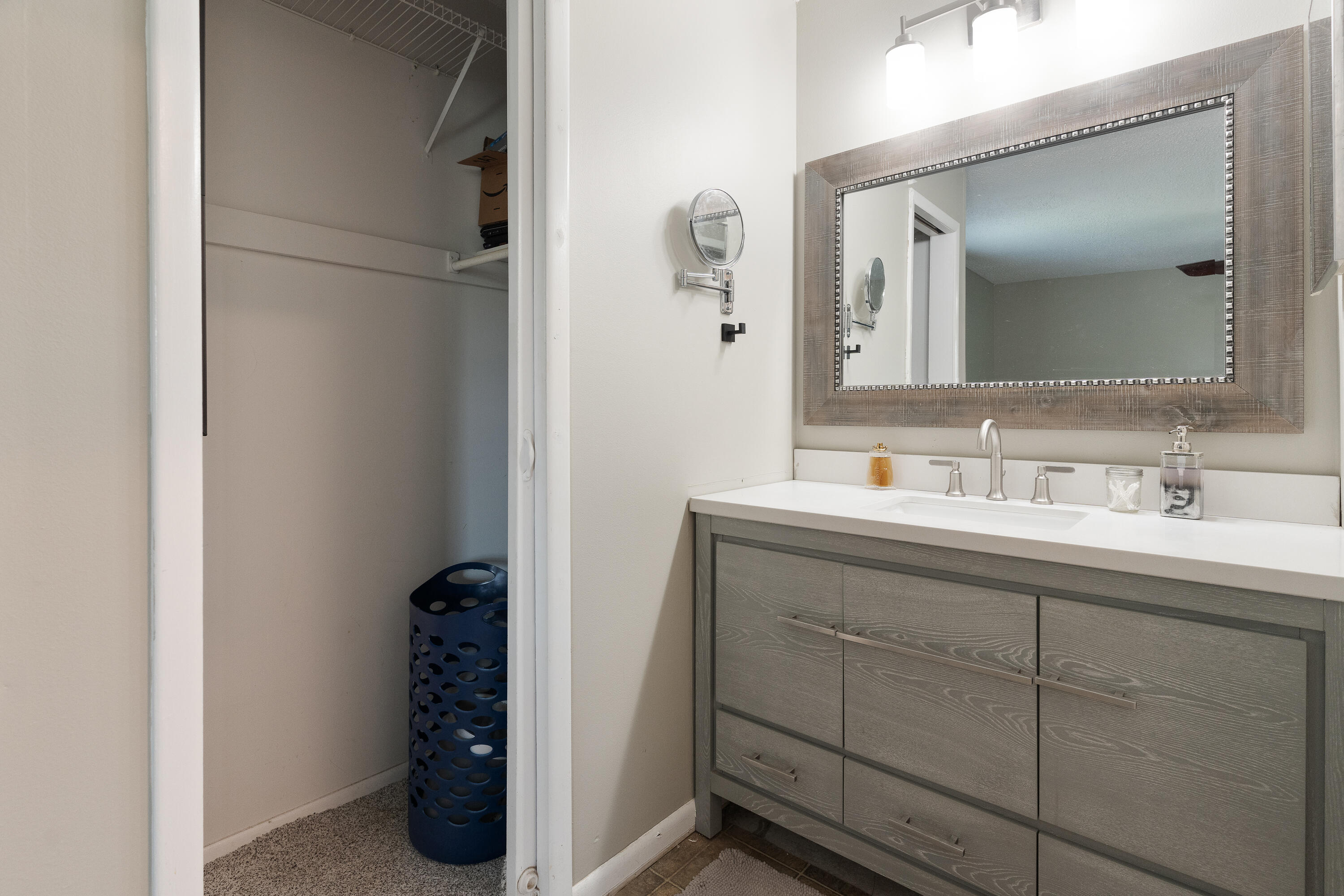 PALM ESTATES UNIT 2 - Residential