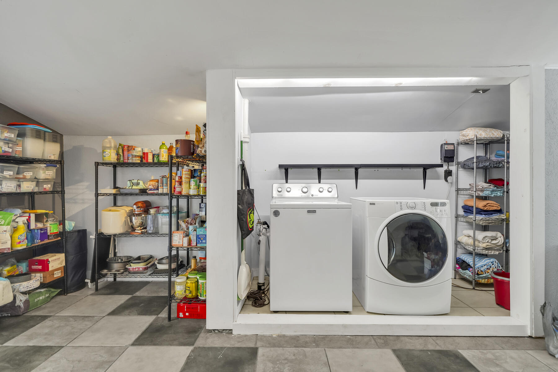 VESTA HEIGHTS - Residential