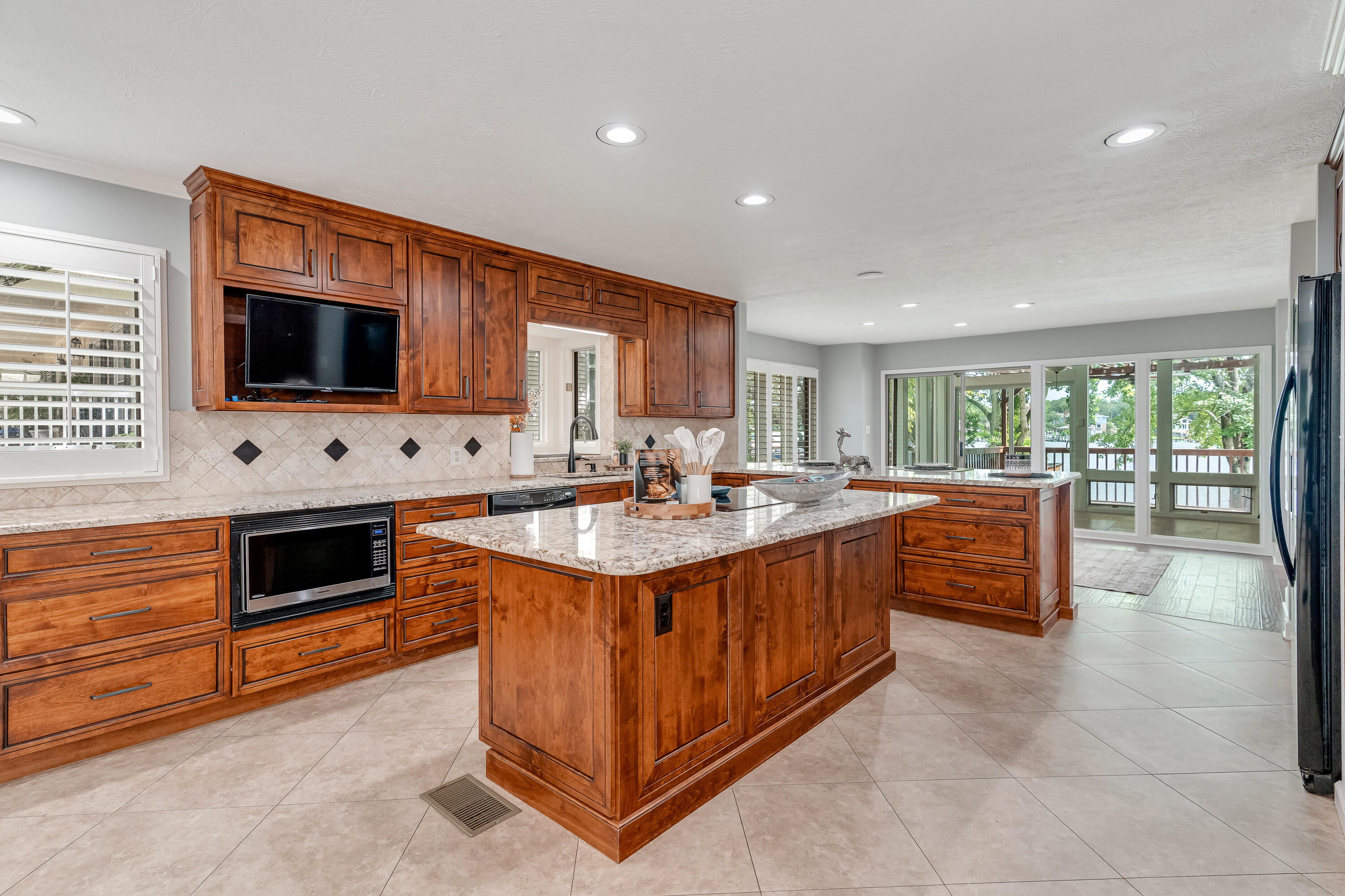 BAYOU S/D - Residential