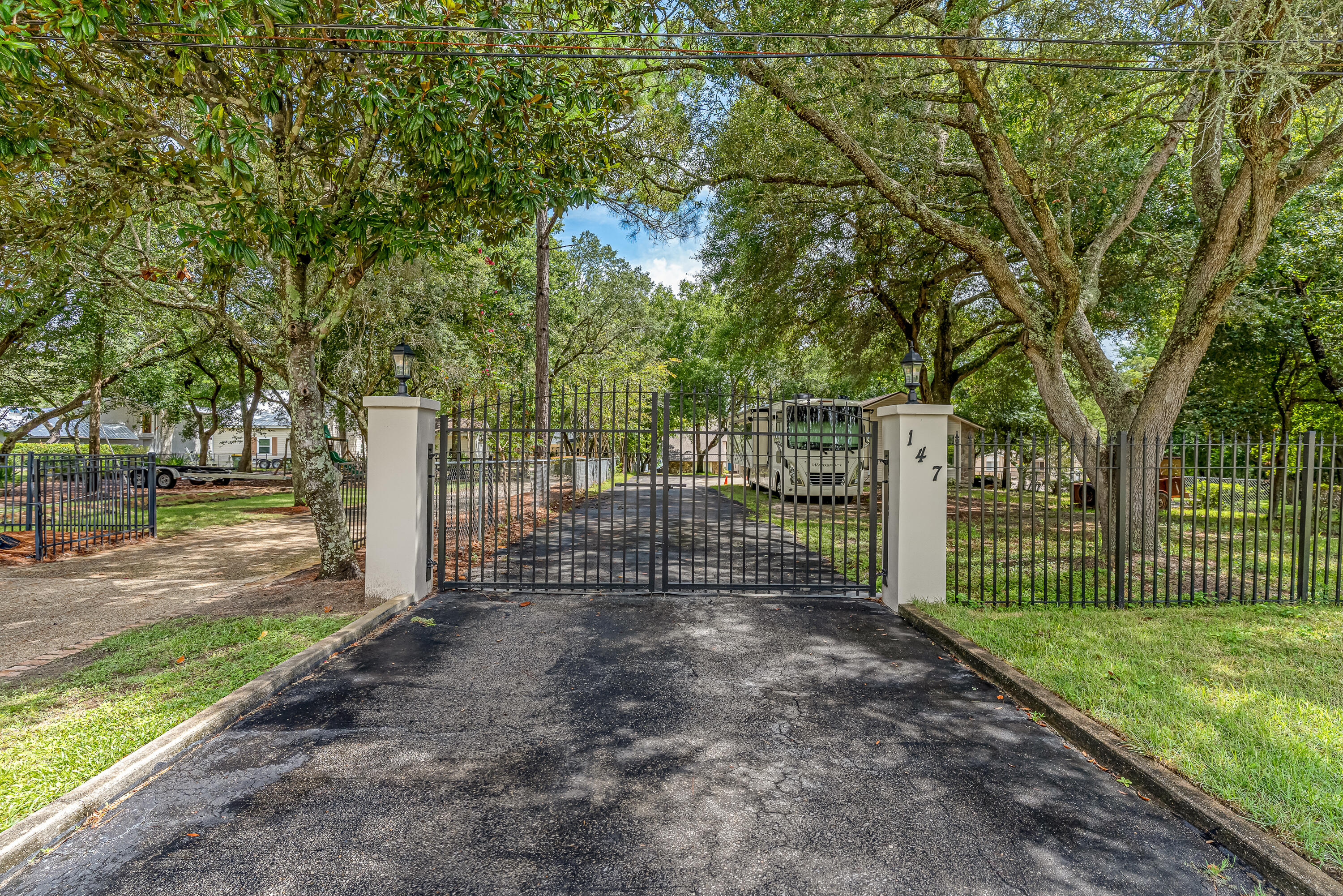 BAYOU S/D - Residential