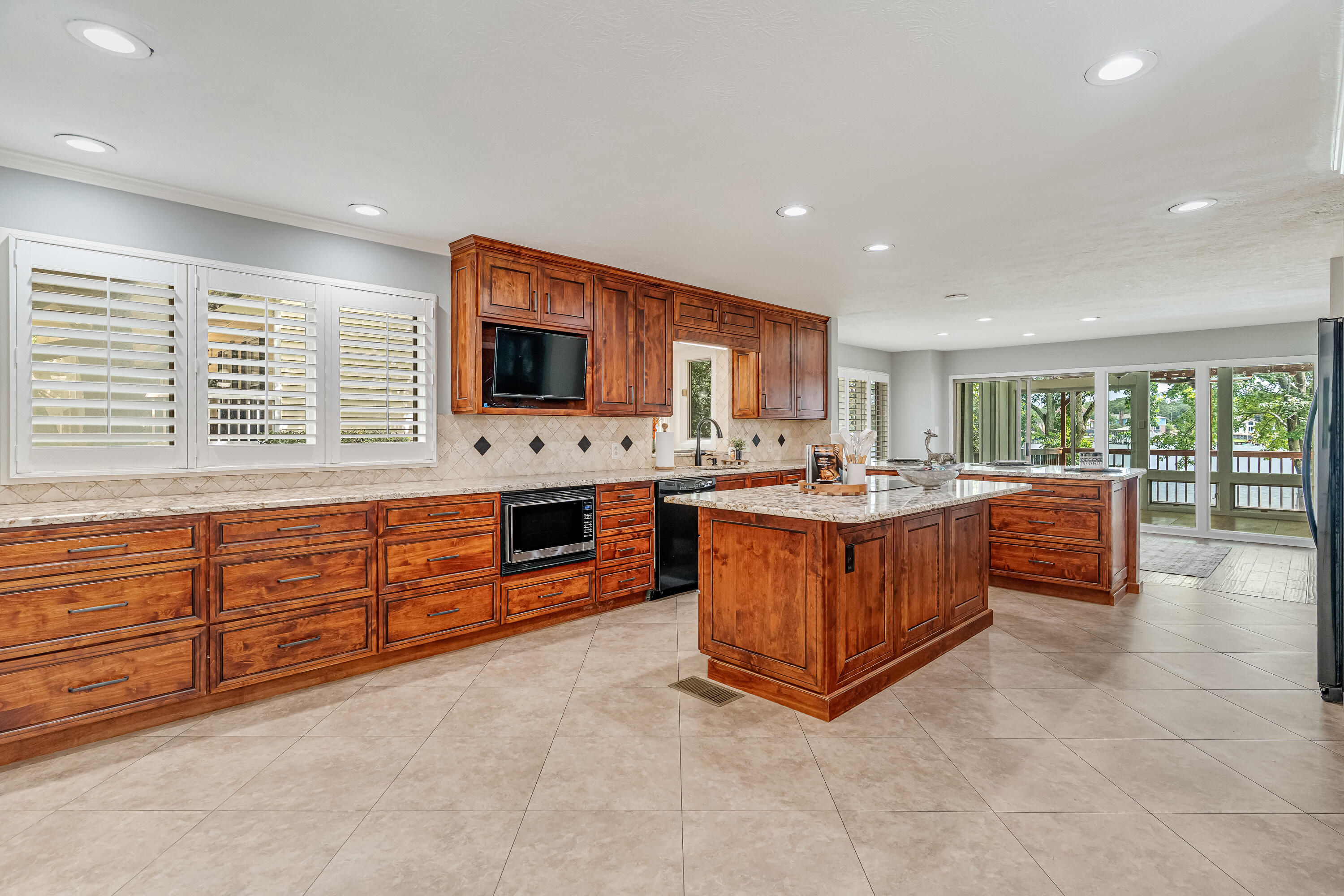 BAYOU S/D - Residential