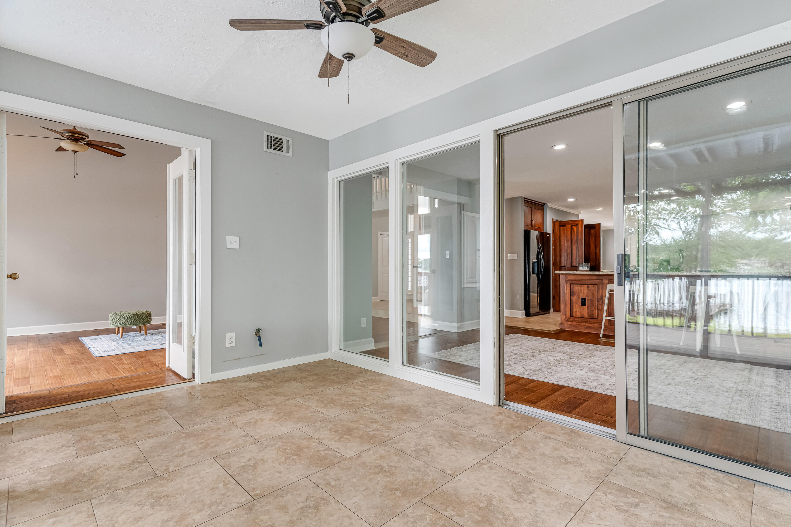 BAYOU S/D - Residential