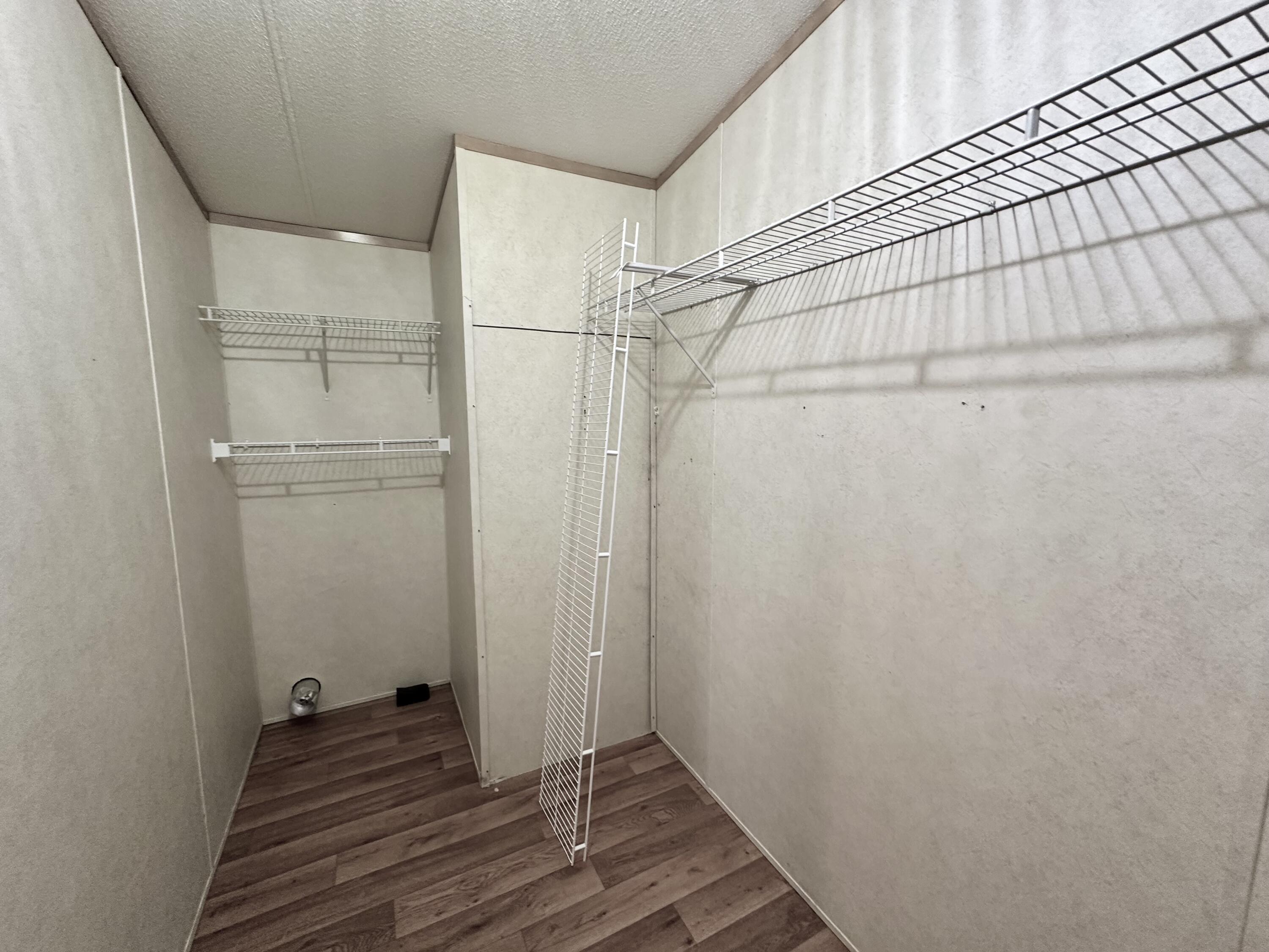 OAKWOOD HILLS UNIT 3 - Residential