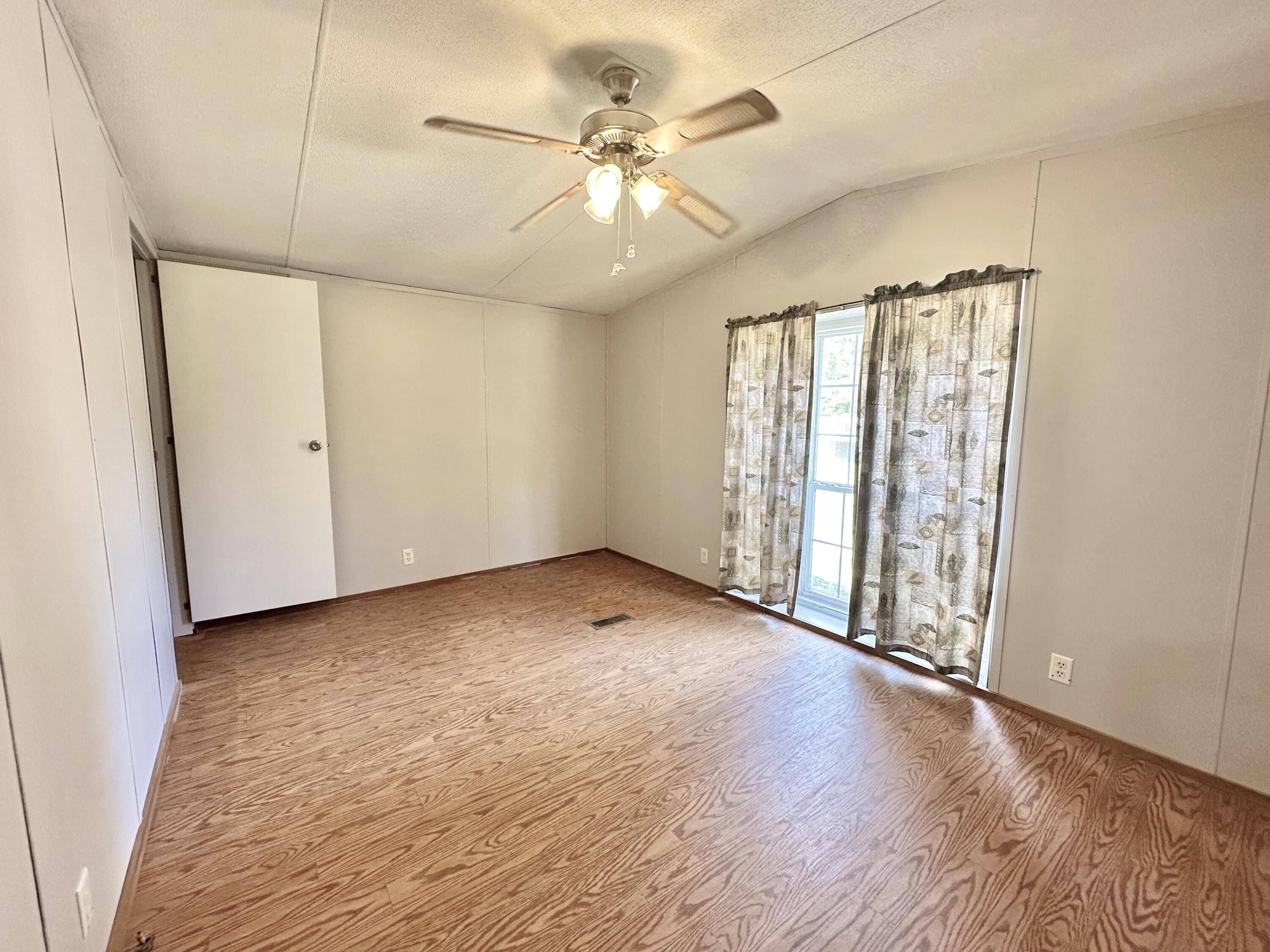 OAKWOOD HILLS UNIT 3 - Residential