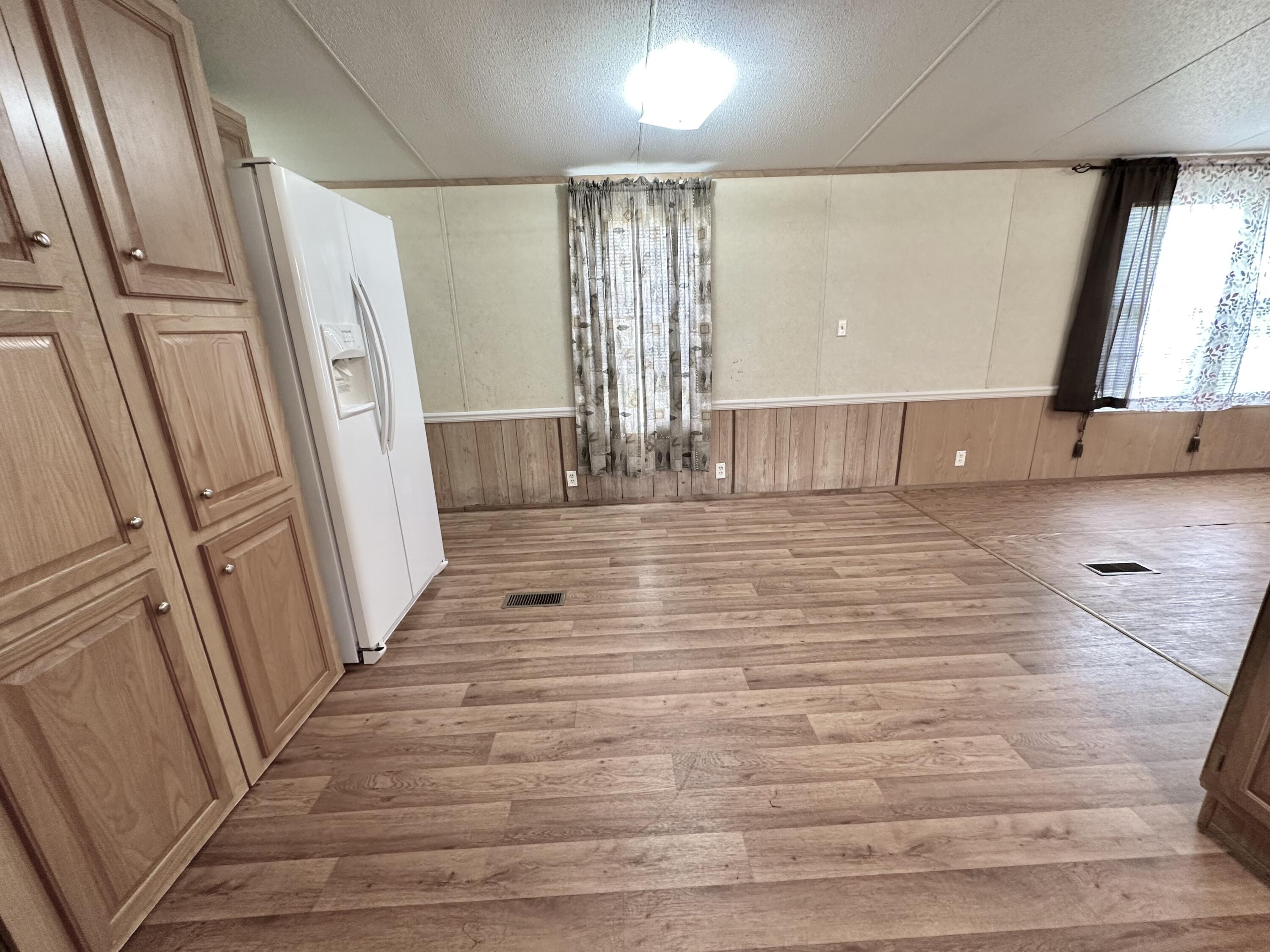 OAKWOOD HILLS UNIT 3 - Residential