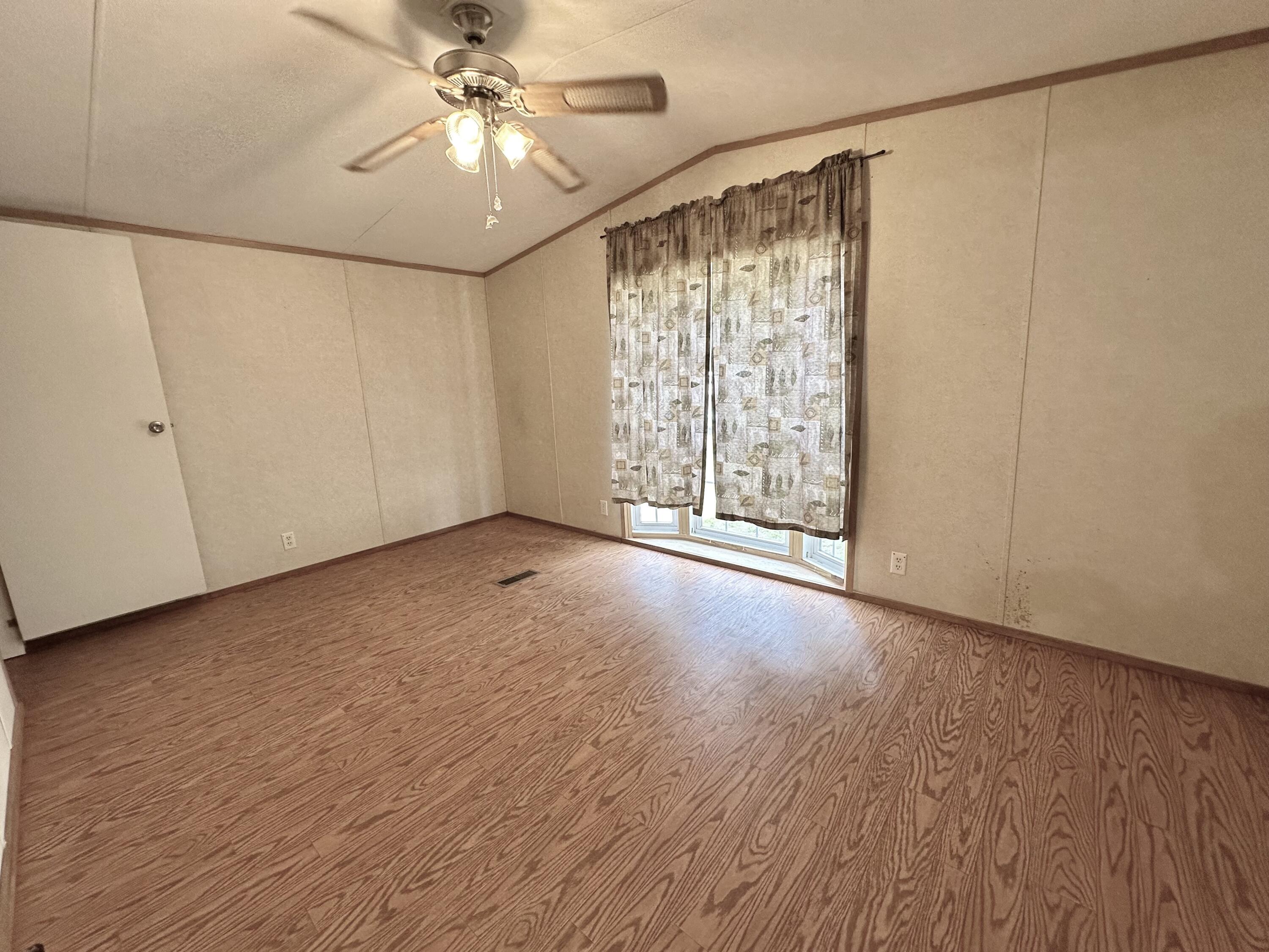 OAKWOOD HILLS UNIT 3 - Residential