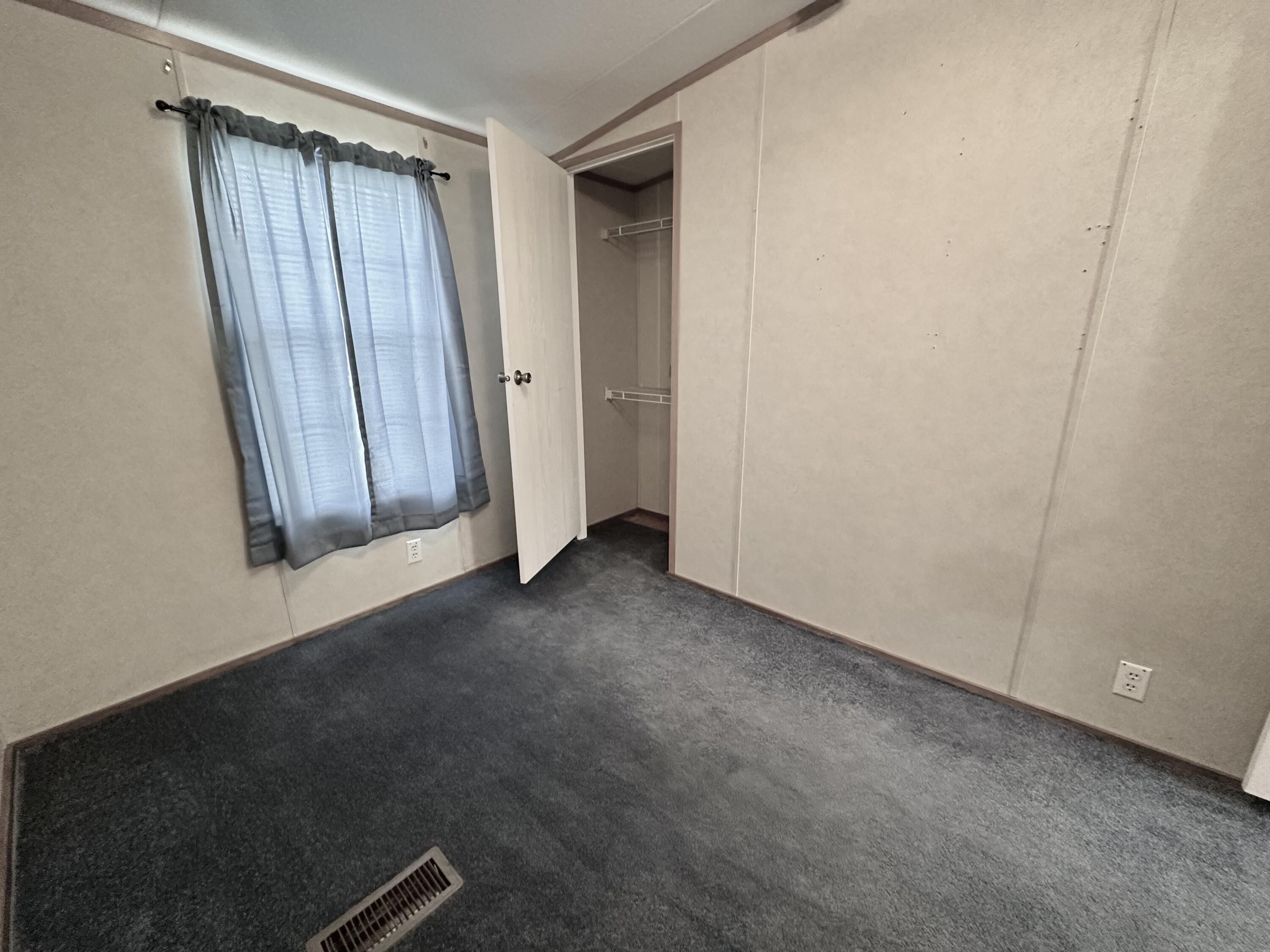 OAKWOOD HILLS UNIT 3 - Residential