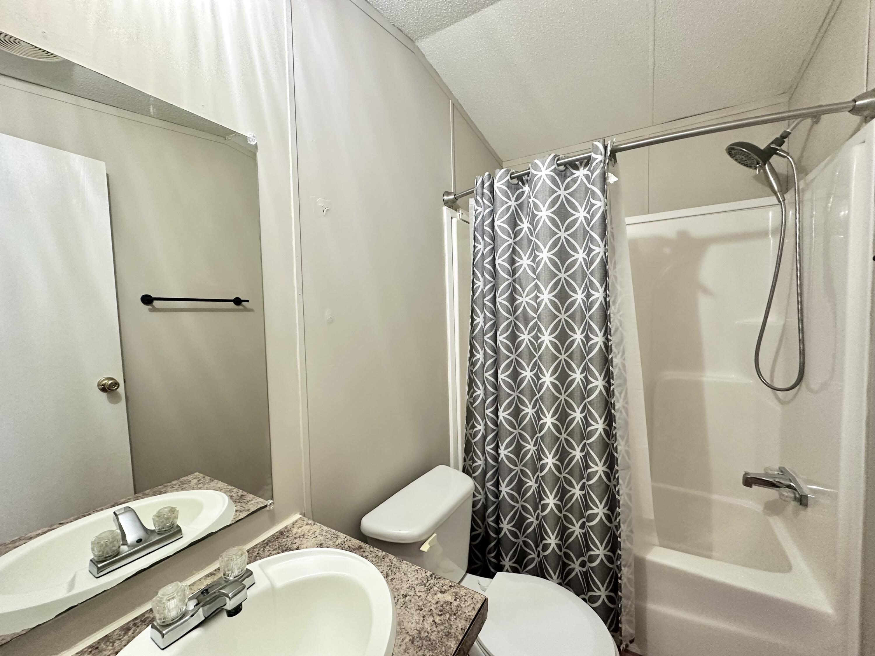 OAKWOOD HILLS UNIT 3 - Residential